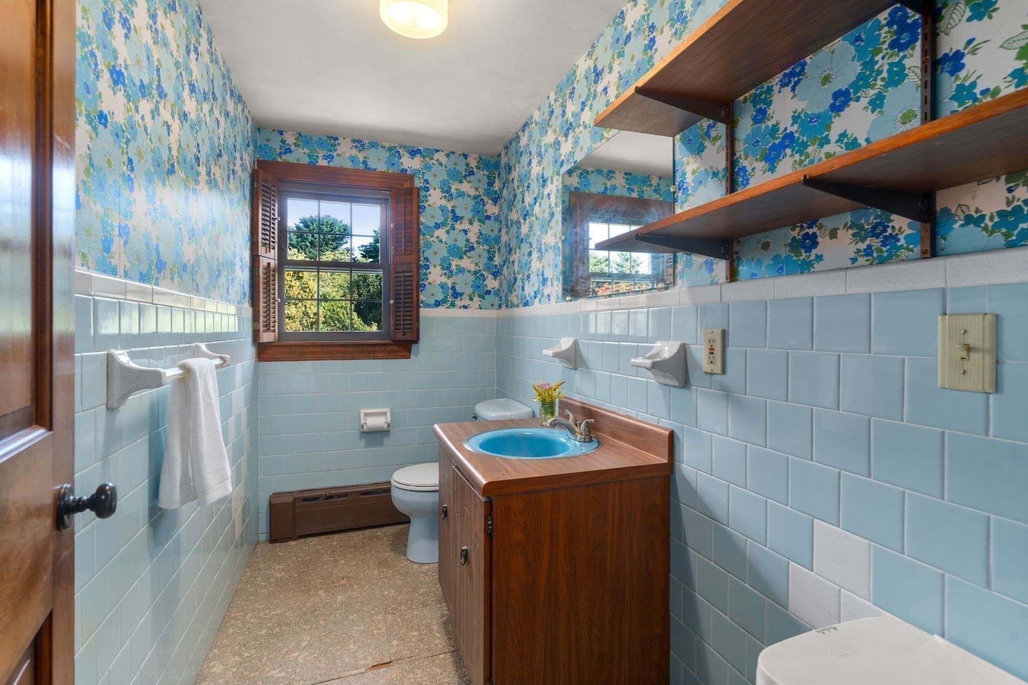 Single Family Residence at 283 Hamlin St, Acushnet MA 02743, Acushnet, photo 23 of 37
