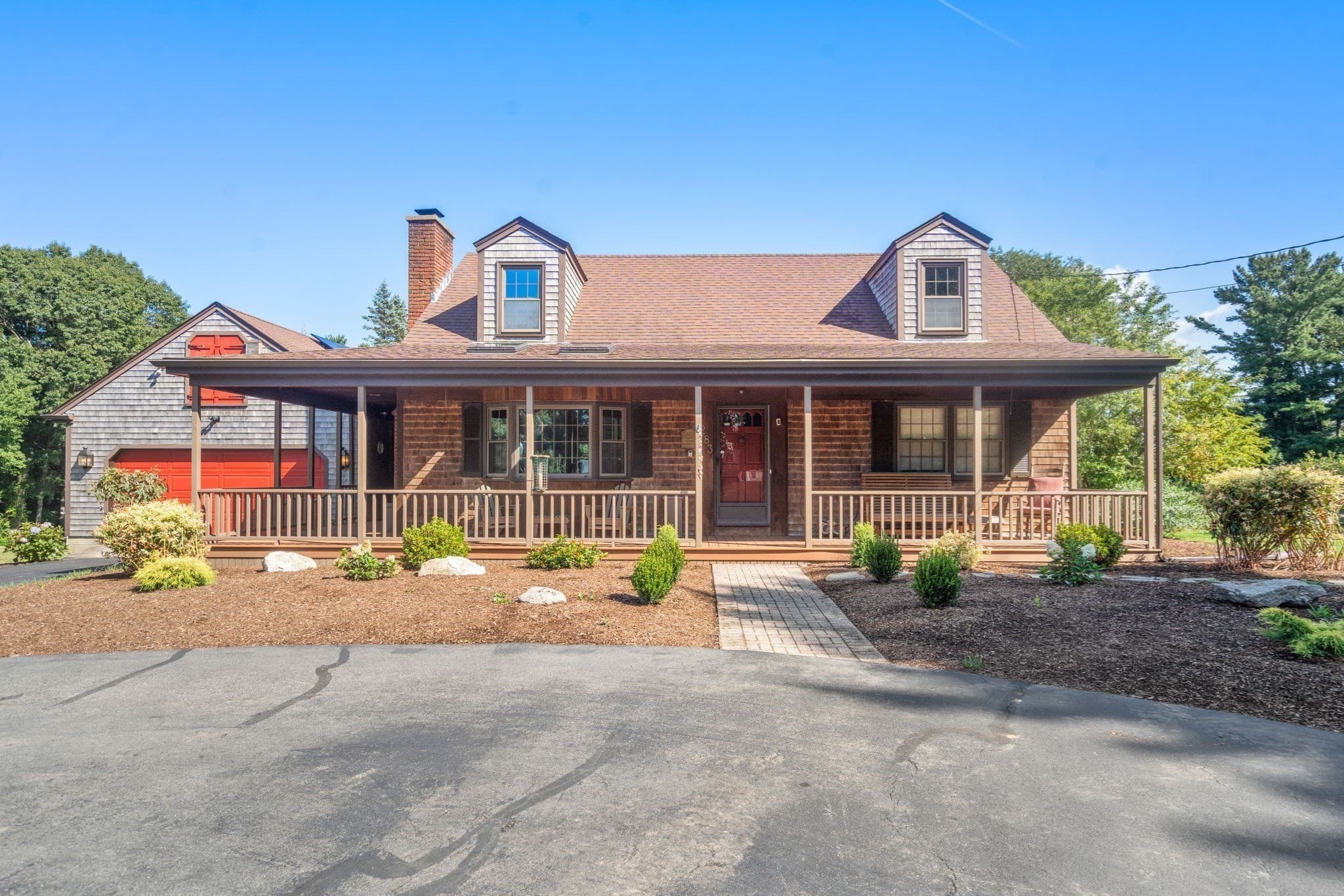 Single Family Residence at 283 Hamlin St, Acushnet MA 02743, Acushnet, photo 2 of 37