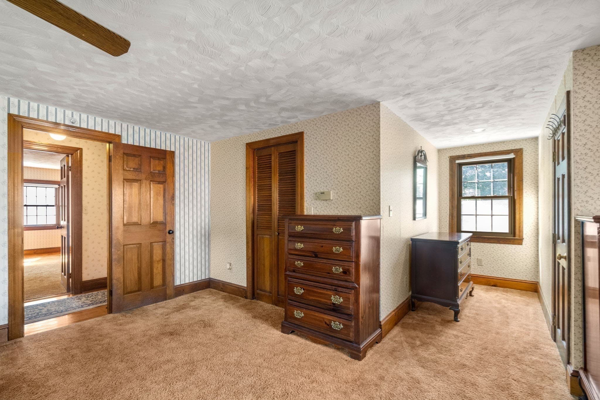 Single Family Residence at 283 Hamlin St, Acushnet MA 02743, Acushnet, photo 19 of 37