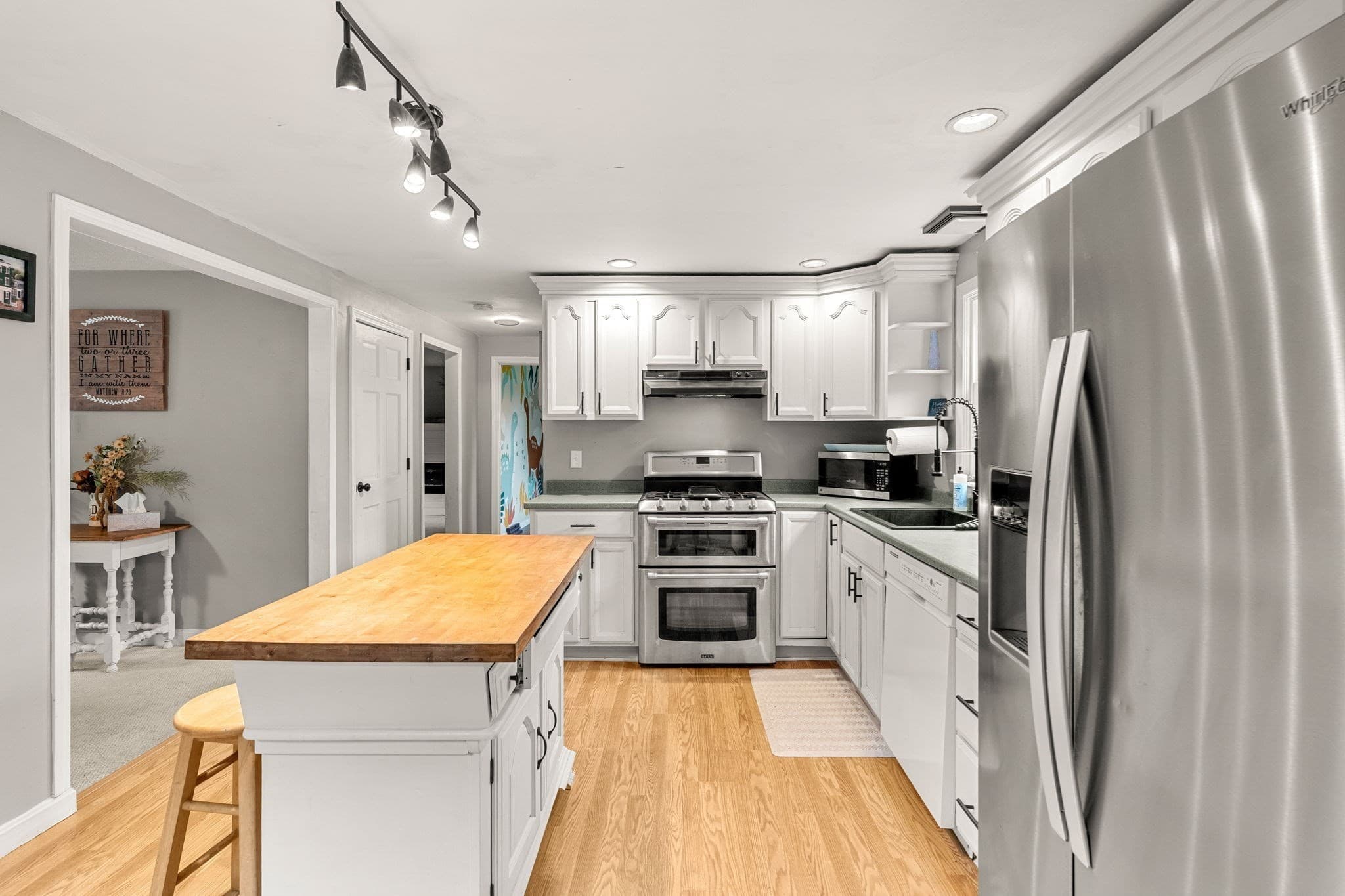 Single Family Residence at 71 Mason, Townsend MA 01474, Townsend, photo 3 of 33