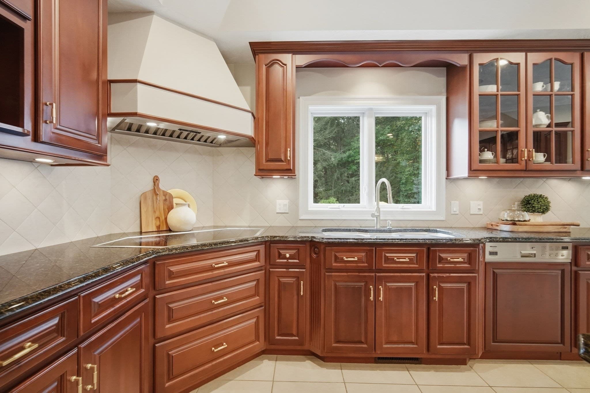 Single Family Residence at 168 Southwood Dr., Ludlow MA 01056, Ludlow, photo 9 of 40