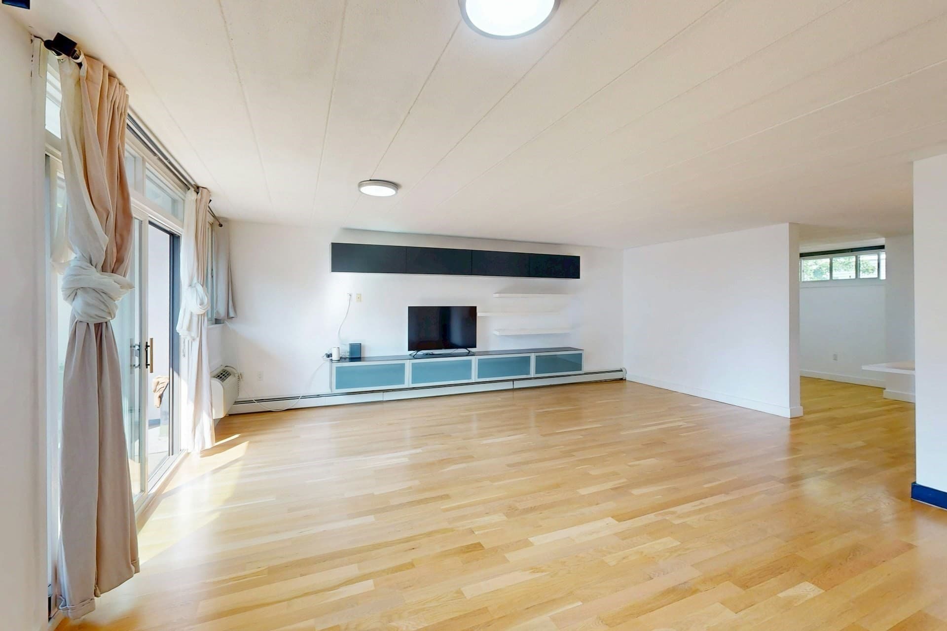 Condominium at 345 Harvard St # F, Cambridge MA 02138, Cambridge, photo 4 of 31