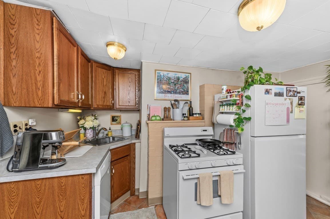 Multi Family at 23 Concord St, Boston MA 02129, Boston, photo 10 of 38