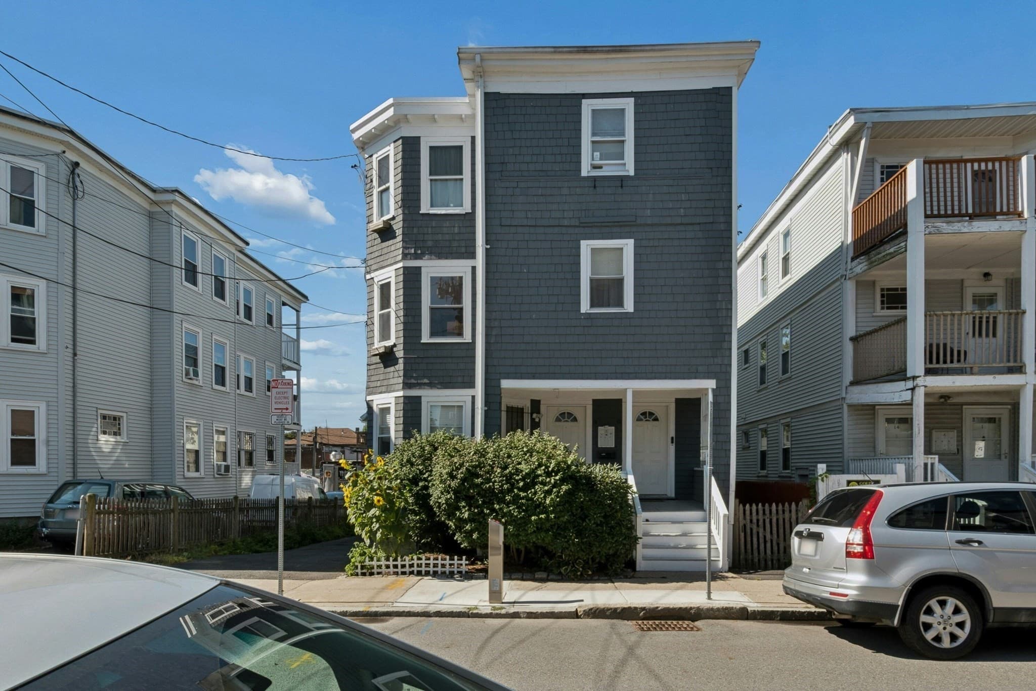 10-12 Colgate Rd # 2, Boston MA 02131