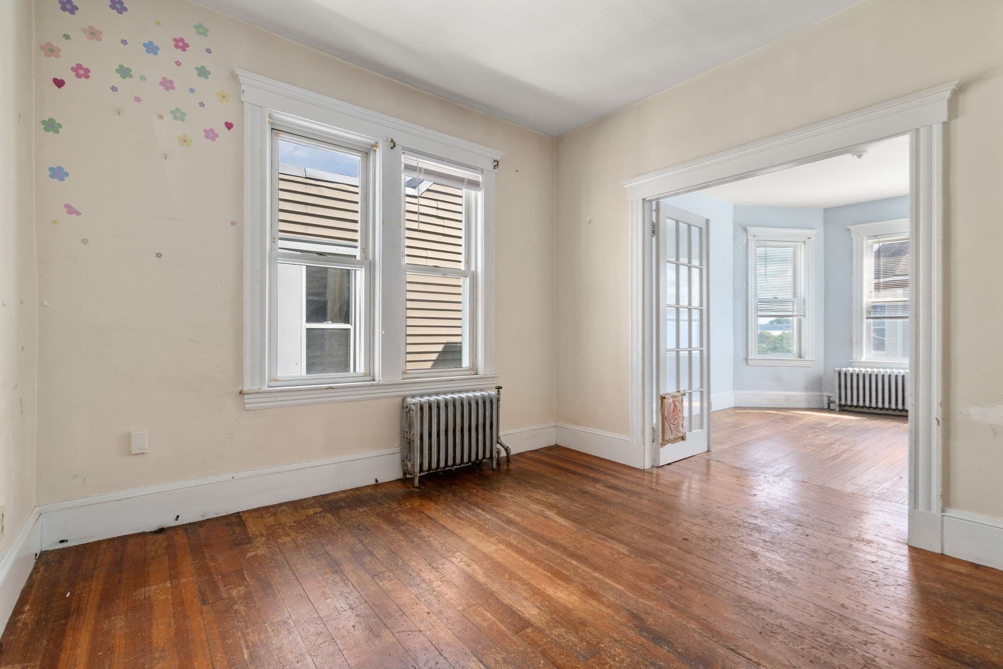 3 Family - 3 Units Up/Down at 735 Parker Street, Boston MA 02120, Boston, photo 14 of 42