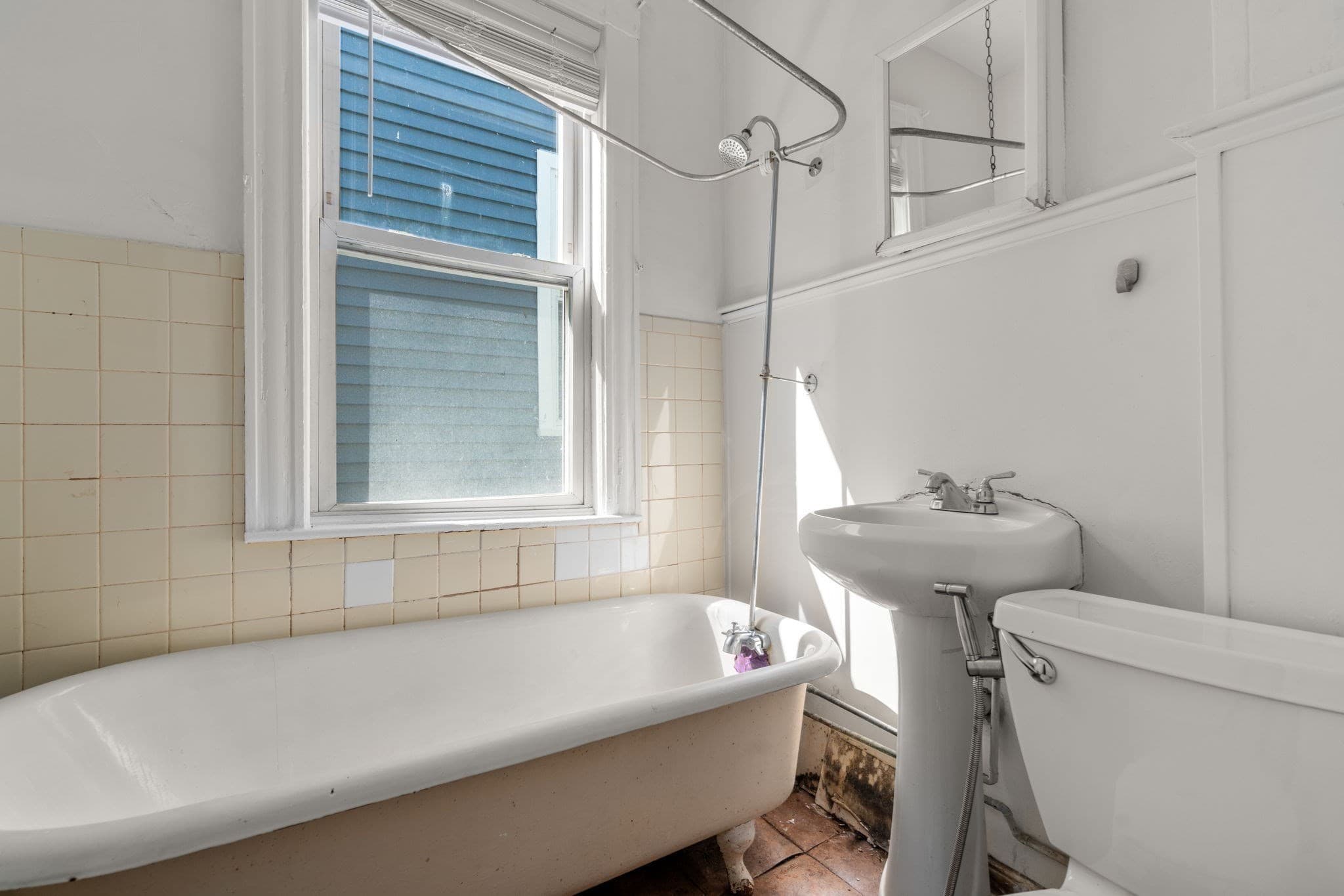 3 Family - 3 Units Up/Down at 735 Parker Street, Boston MA 02120, Boston, photo 8 of 42
