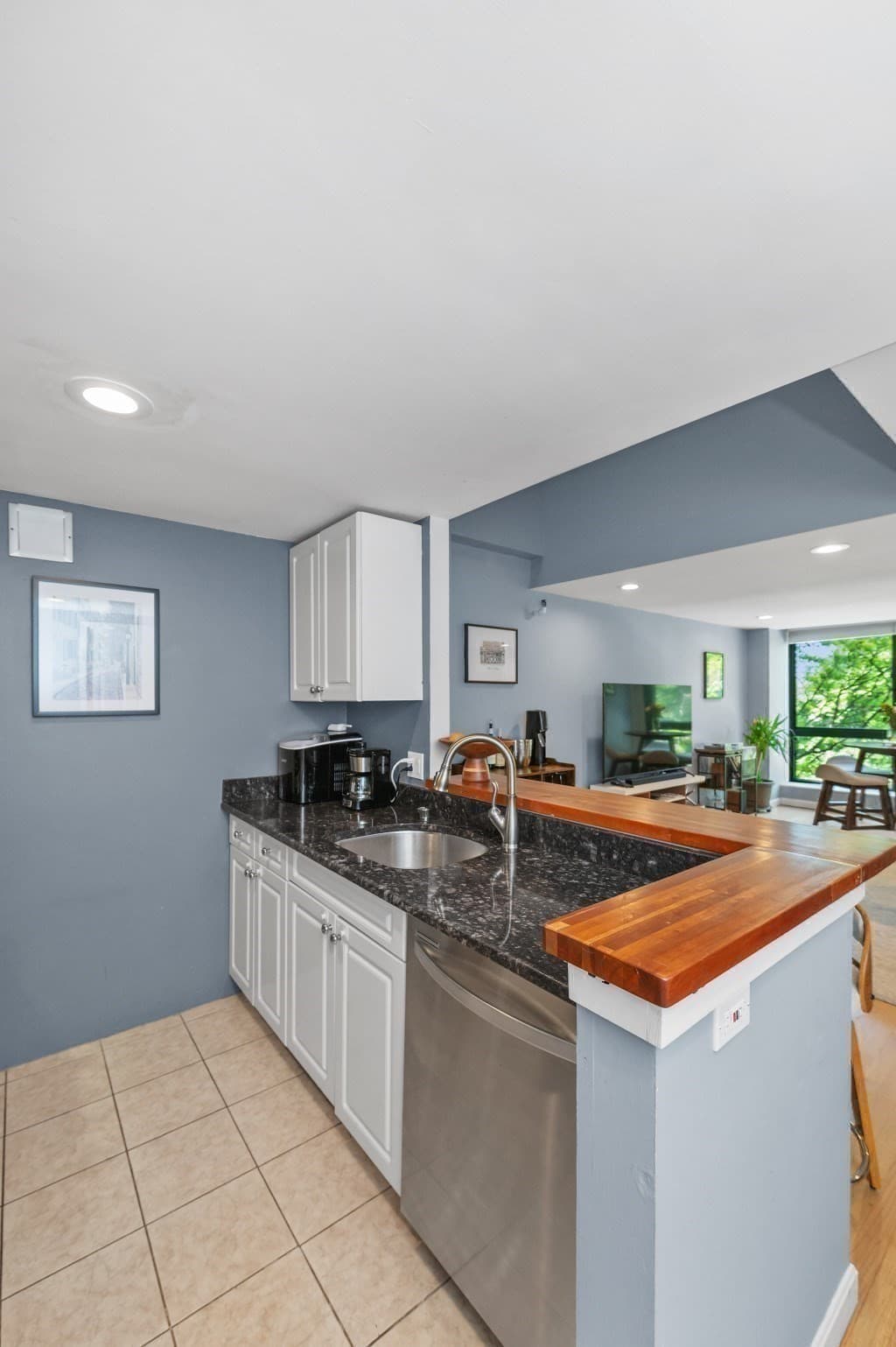 Condominium at 42 Eighth # 3315, Boston MA 02129, photo 8 of 24
