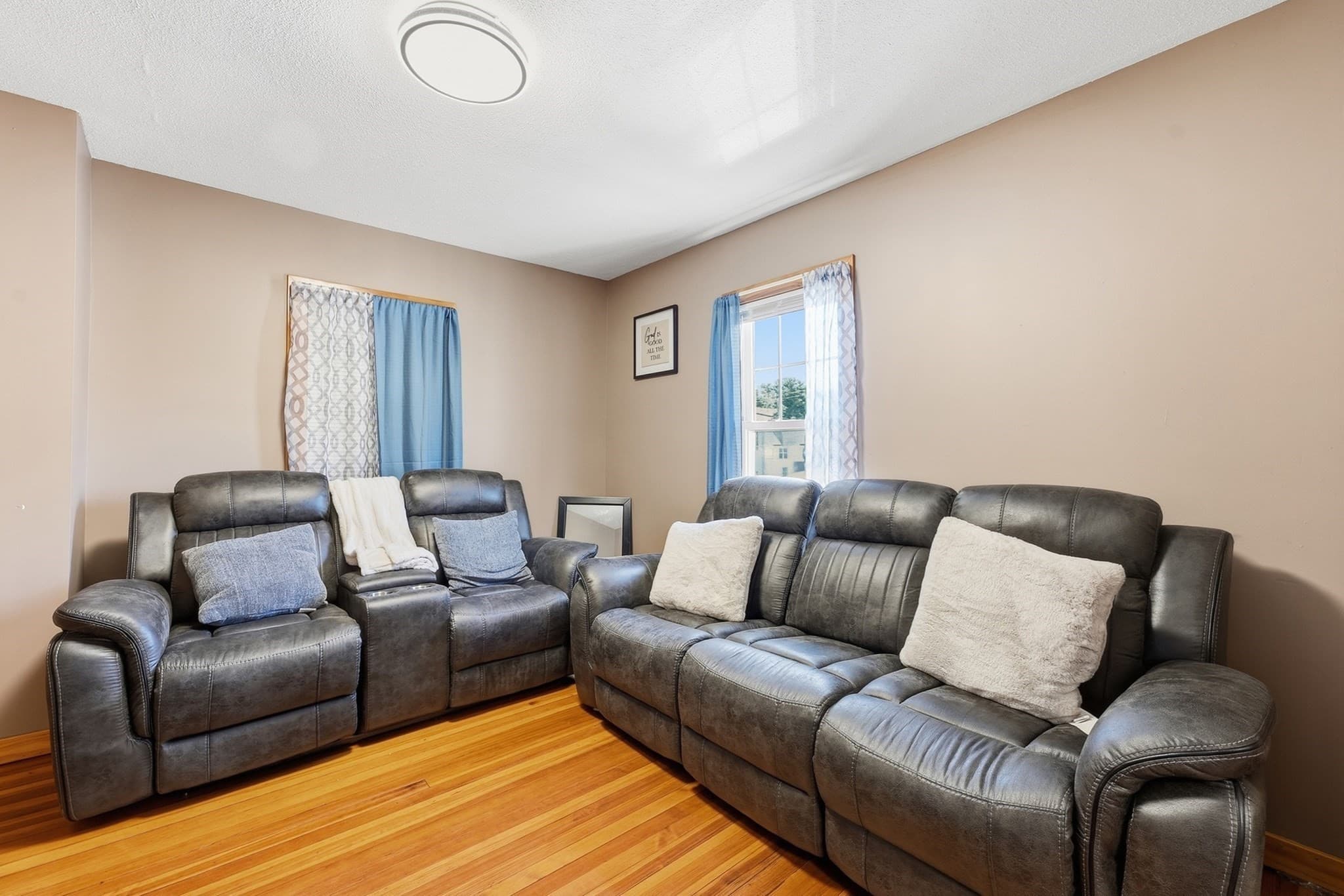Multi Family at 102 Lemuel Ave, Chicopee MA 01013, Chicopee, photo 20 of 40