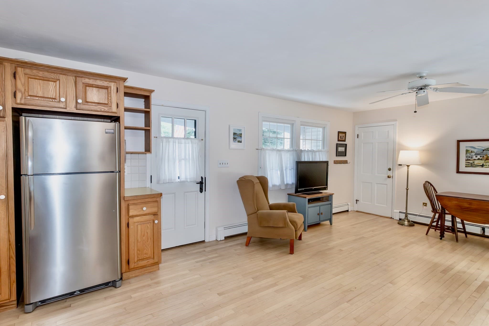 Single Family Residence at 26 Morningside Drive, Westfield MA 01085, Westfield, photo 7 of 38
