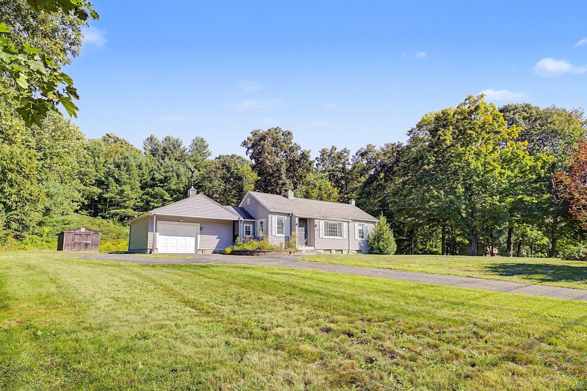 Single Family Residence at 1161 E Mountain Rd, Westfield MA 01085, Westfield, photo 22 of 28