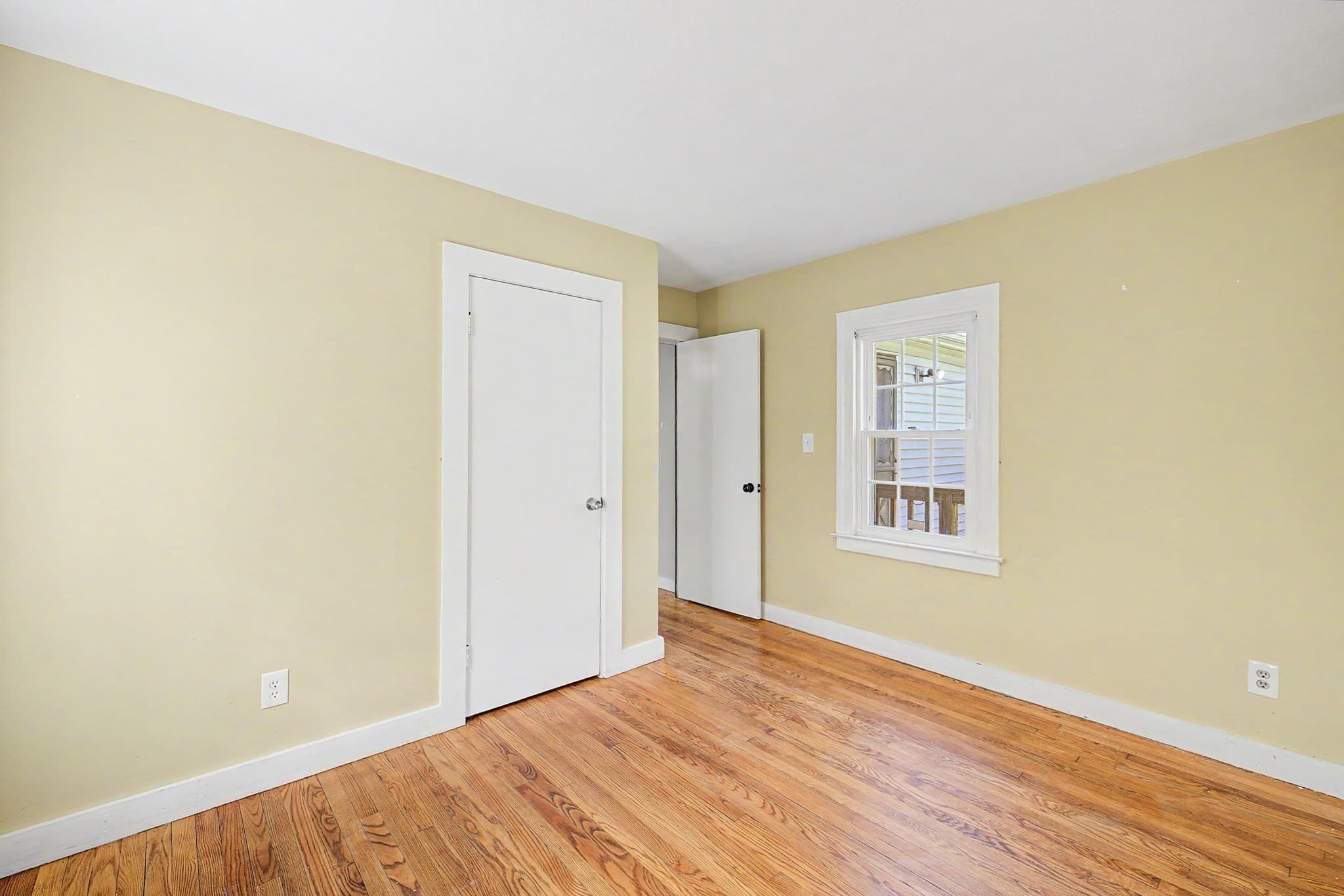 Single Family Residence at 1161 E Mountain Rd, Westfield MA 01085, Westfield, photo 14 of 28