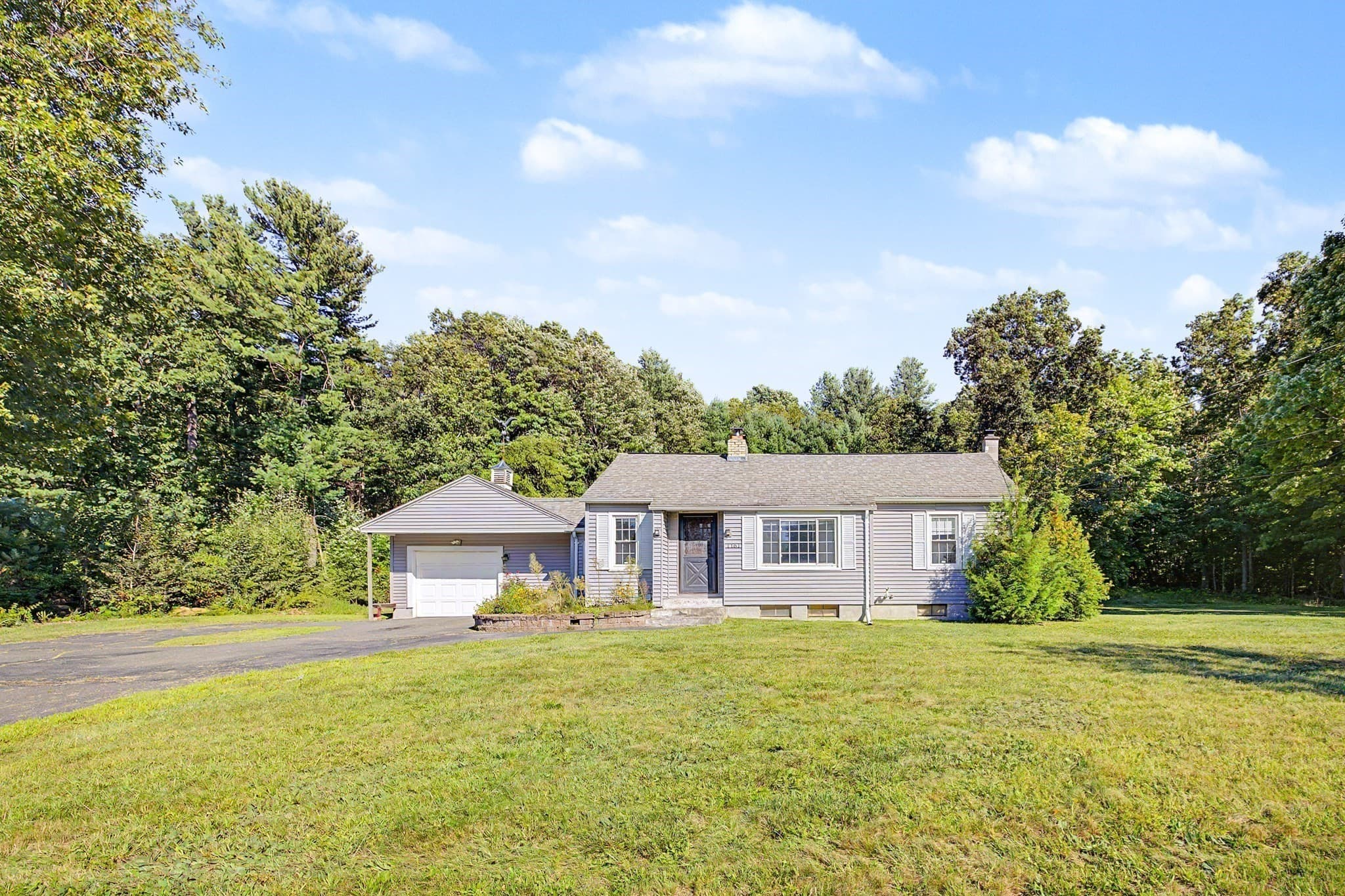 Single Family Residence at 1161 E Mountain Rd, Westfield MA 01085, Westfield, photo 21 of 28