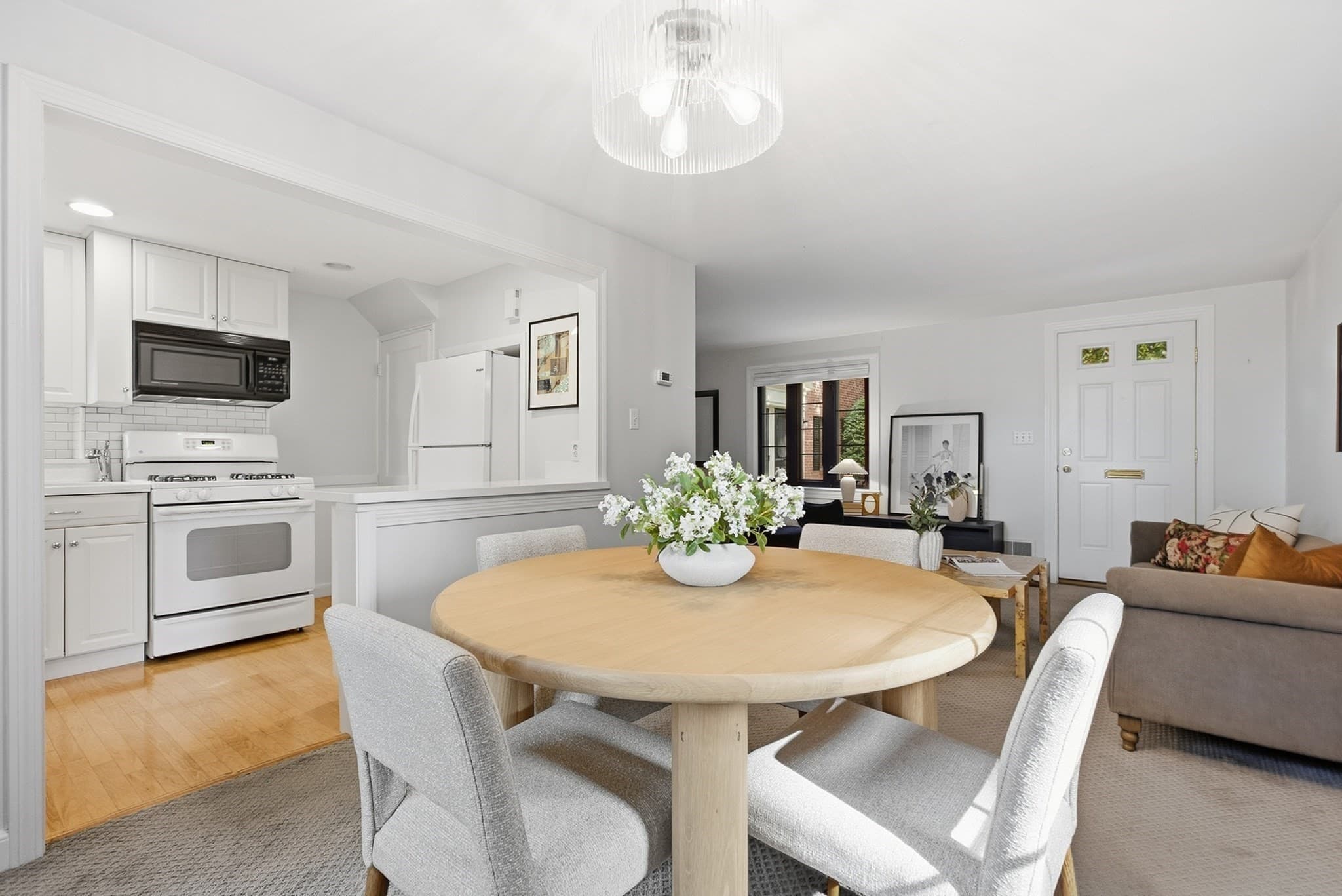 Condominium at 117 Pierce Road # 117, Watertown MA 02472, Watertown, photo 5 of 23