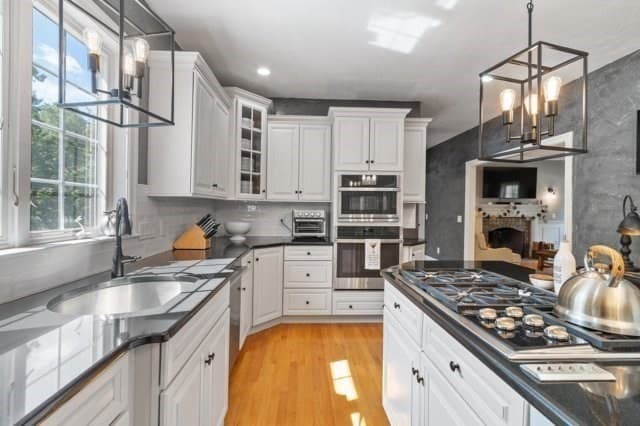 Single Family Residence at 25 Stonebridge Rd, Groveland MA 01834, Groveland, photo 9 of 40