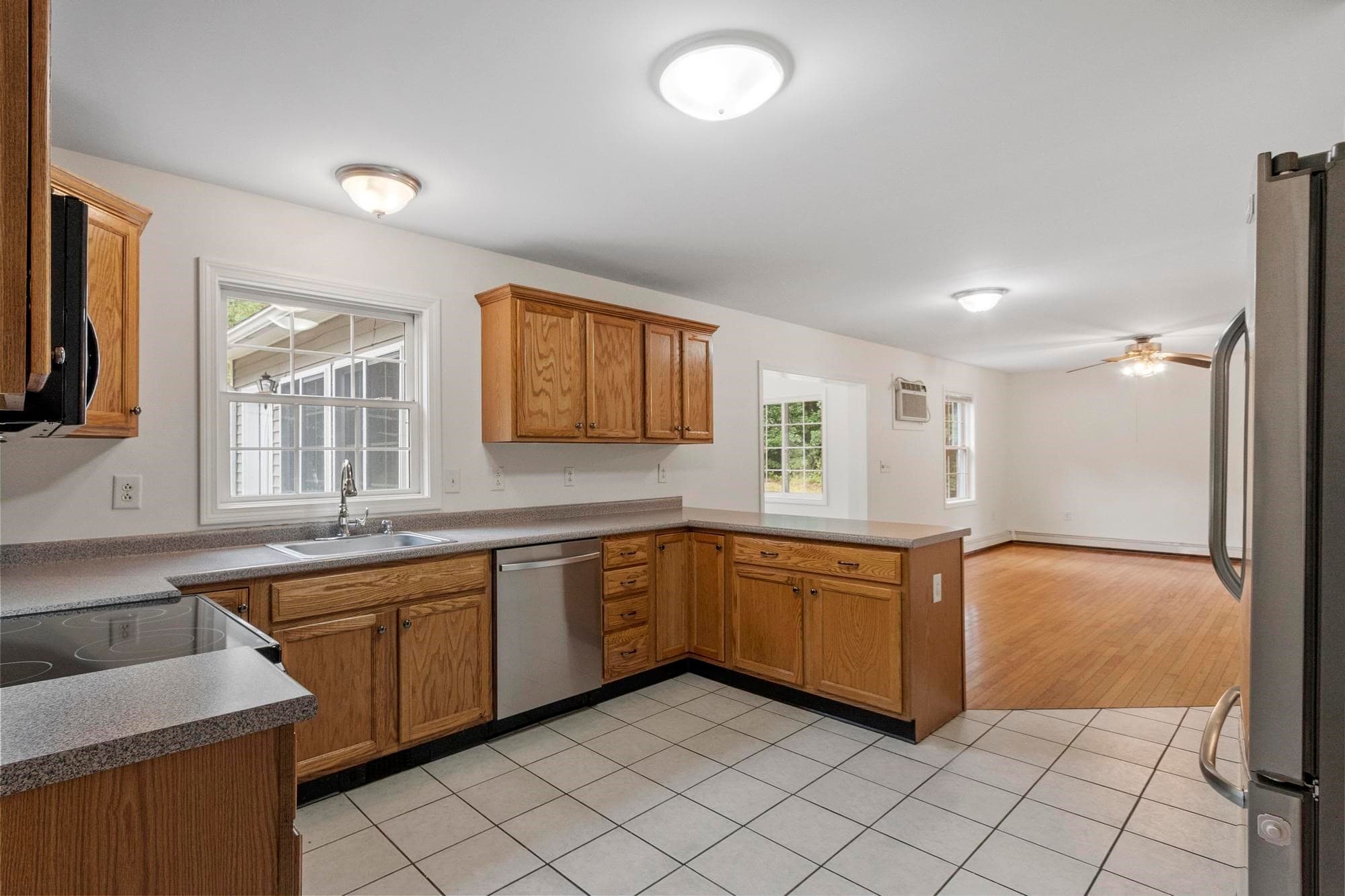 Multi Family at 845 Bridge Street, Pelham NH 03076, Pelham, photo 15 of 42