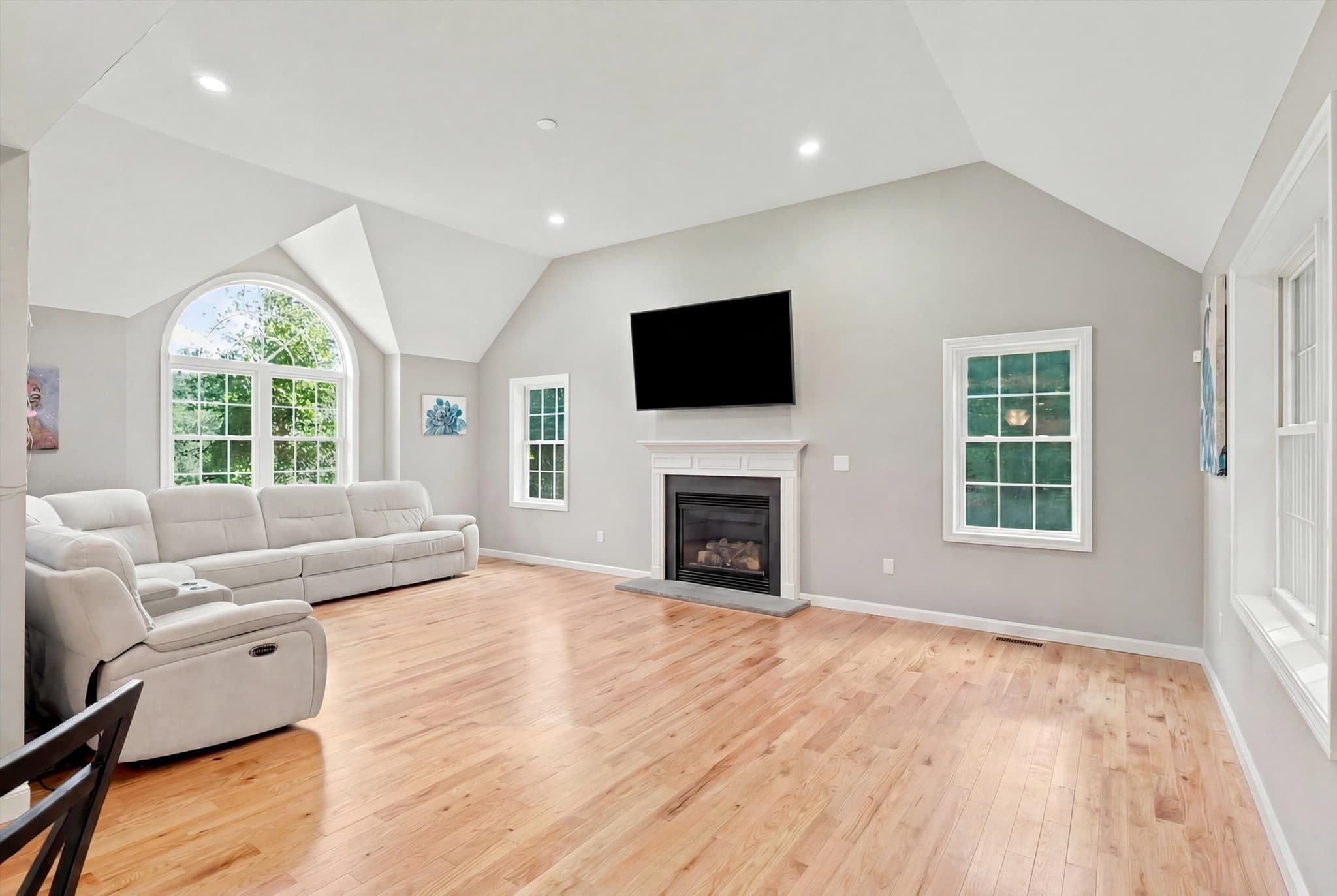 Single Family Residence at 883 West Lowell Ave., Haverhill MA 01832, Haverhill, photo 12 of 38