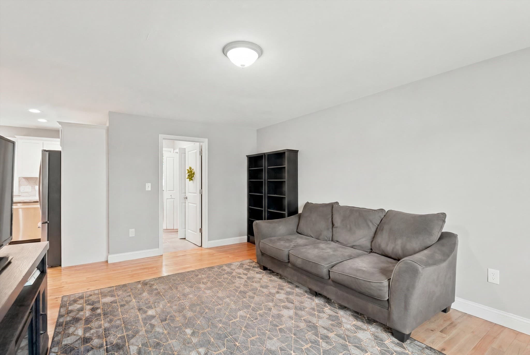 Single Family Residence at 883 West Lowell Ave., Haverhill MA 01832, Haverhill, photo 5 of 38