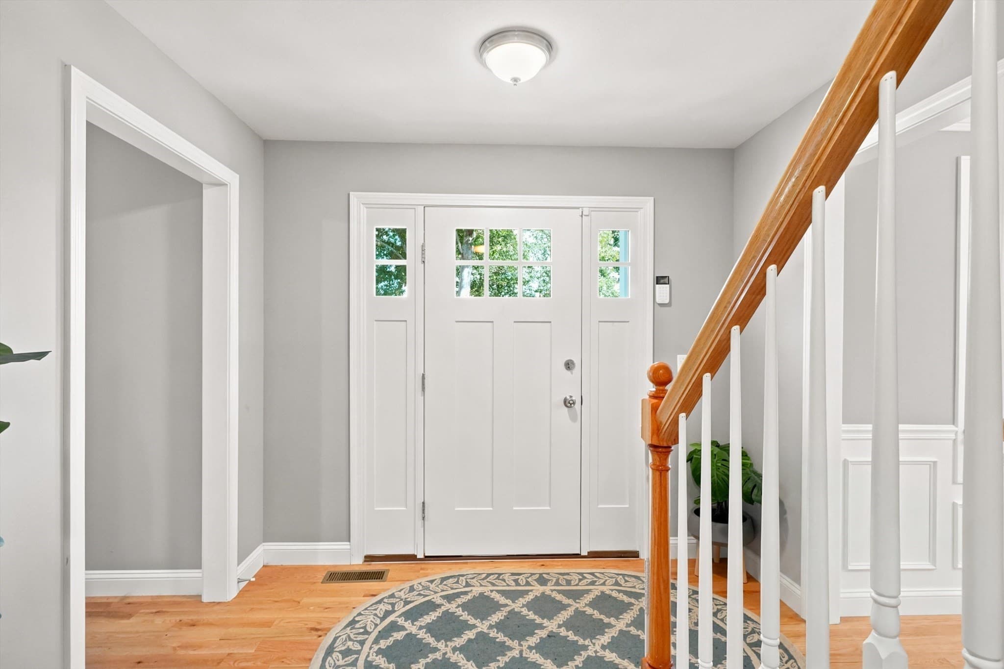 Single Family Residence at 883 West Lowell Ave., Haverhill MA 01832, Haverhill, photo 4 of 38