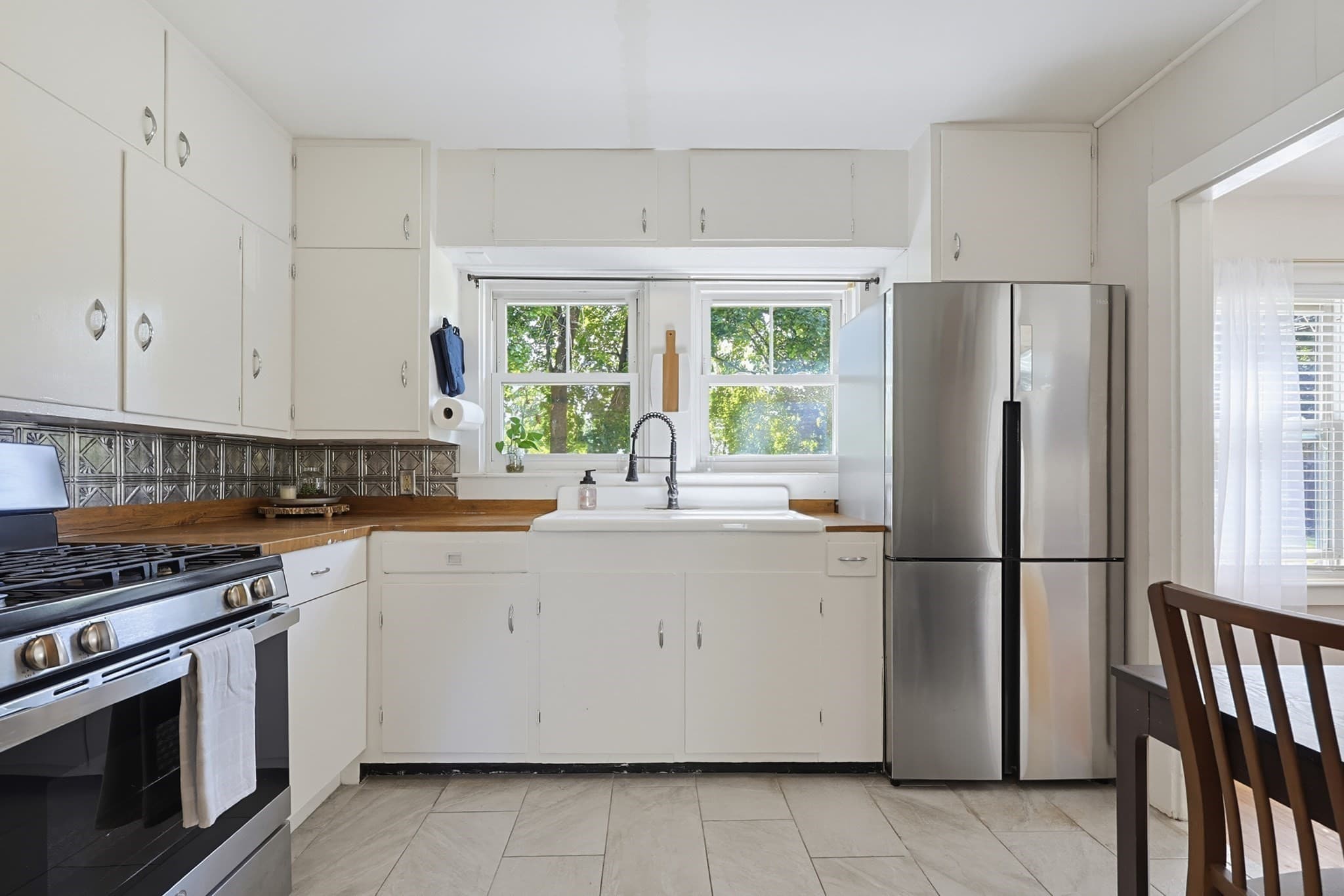 Single Family Residence at 300 Cocasset St, Foxboro MA 02035, Foxboro, photo 34 of 42