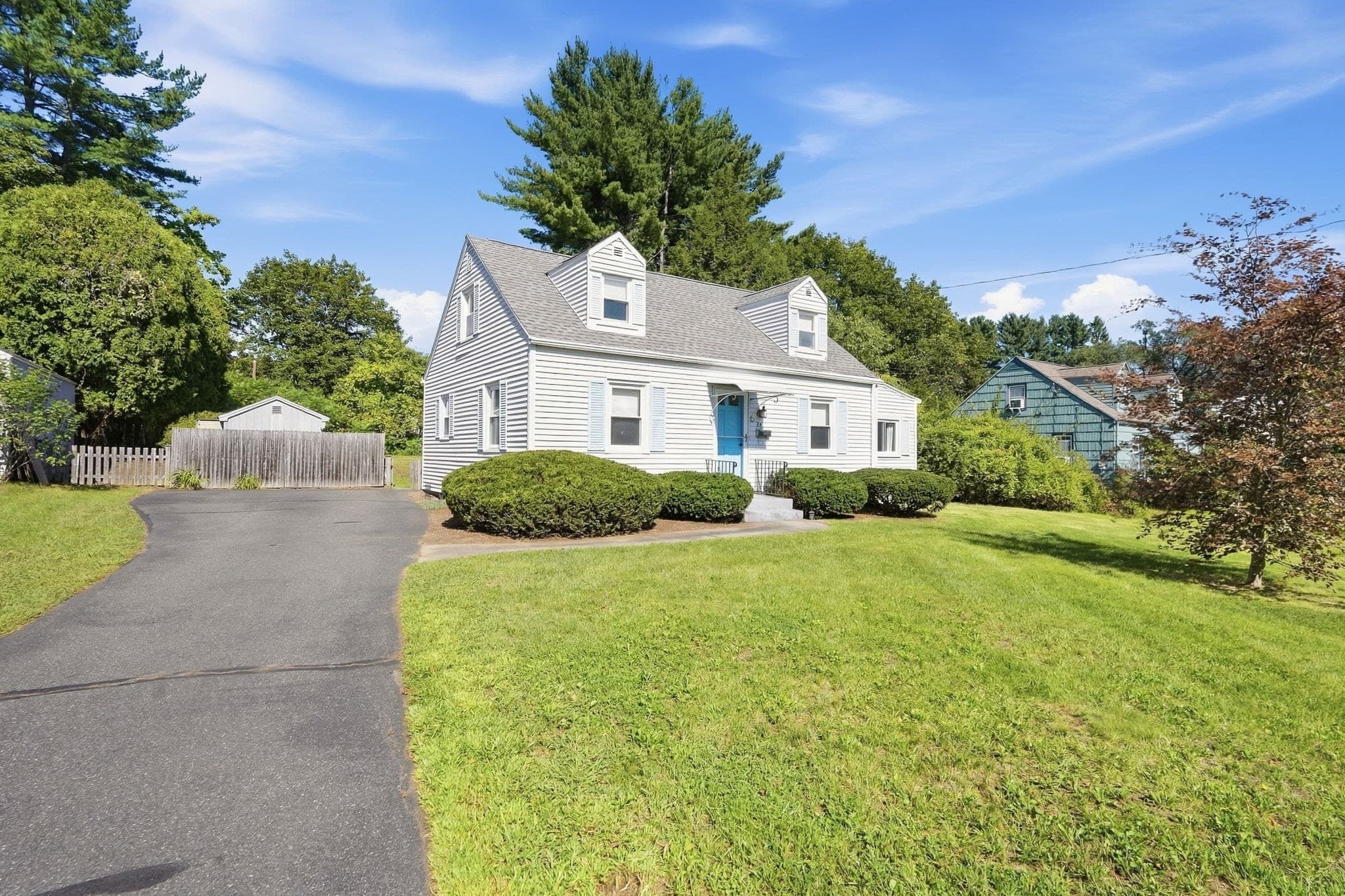 24 Grandview St, Northampton MA 01062