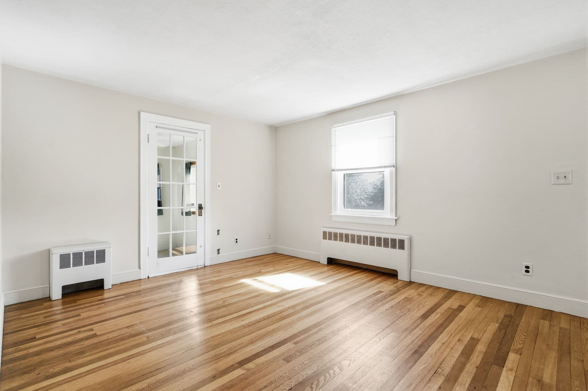 Single Family Residence at 24 Grandview St, Northampton MA 01062, Northampton, photo 4 of 24