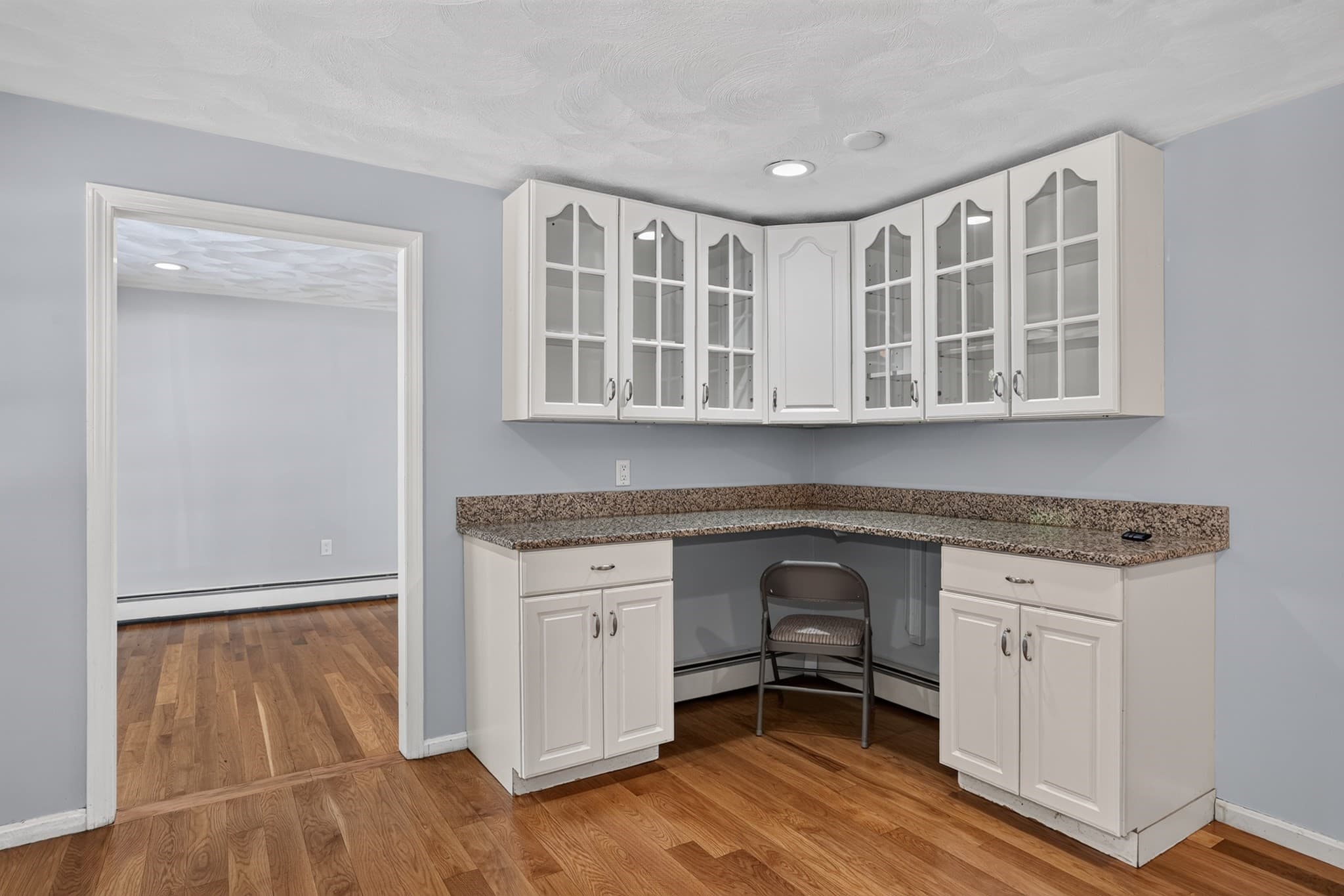 Single Family Residence at 4 Quail Run Rd, Wilmington MA 01887, Wilmington, photo 10 of 41