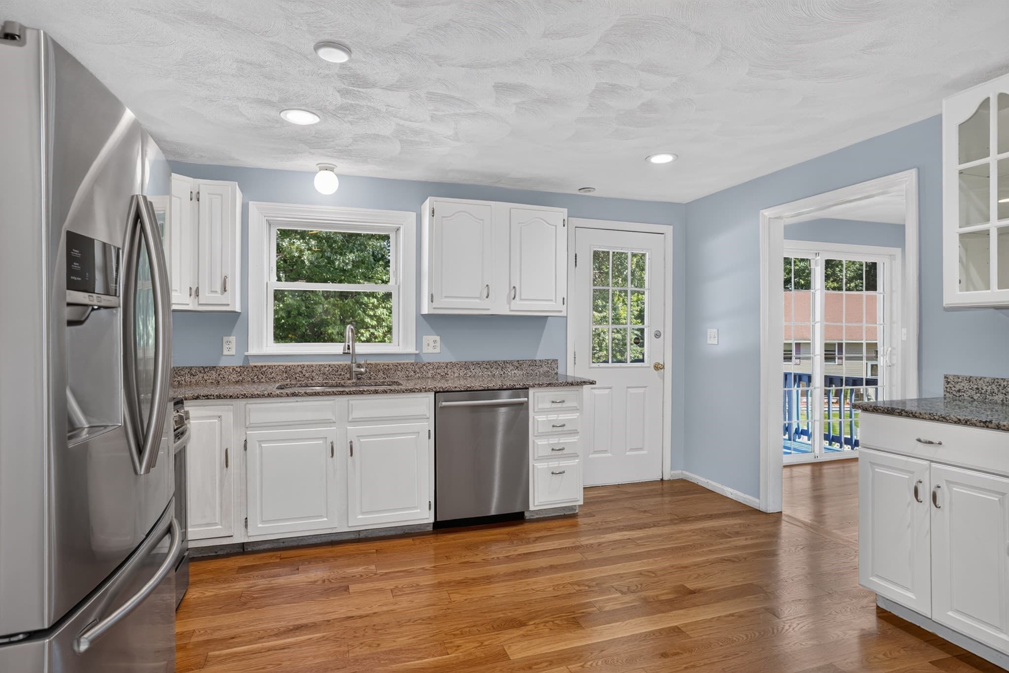 Single Family Residence at 4 Quail Run Rd, Wilmington MA 01887, Wilmington, photo 8 of 41