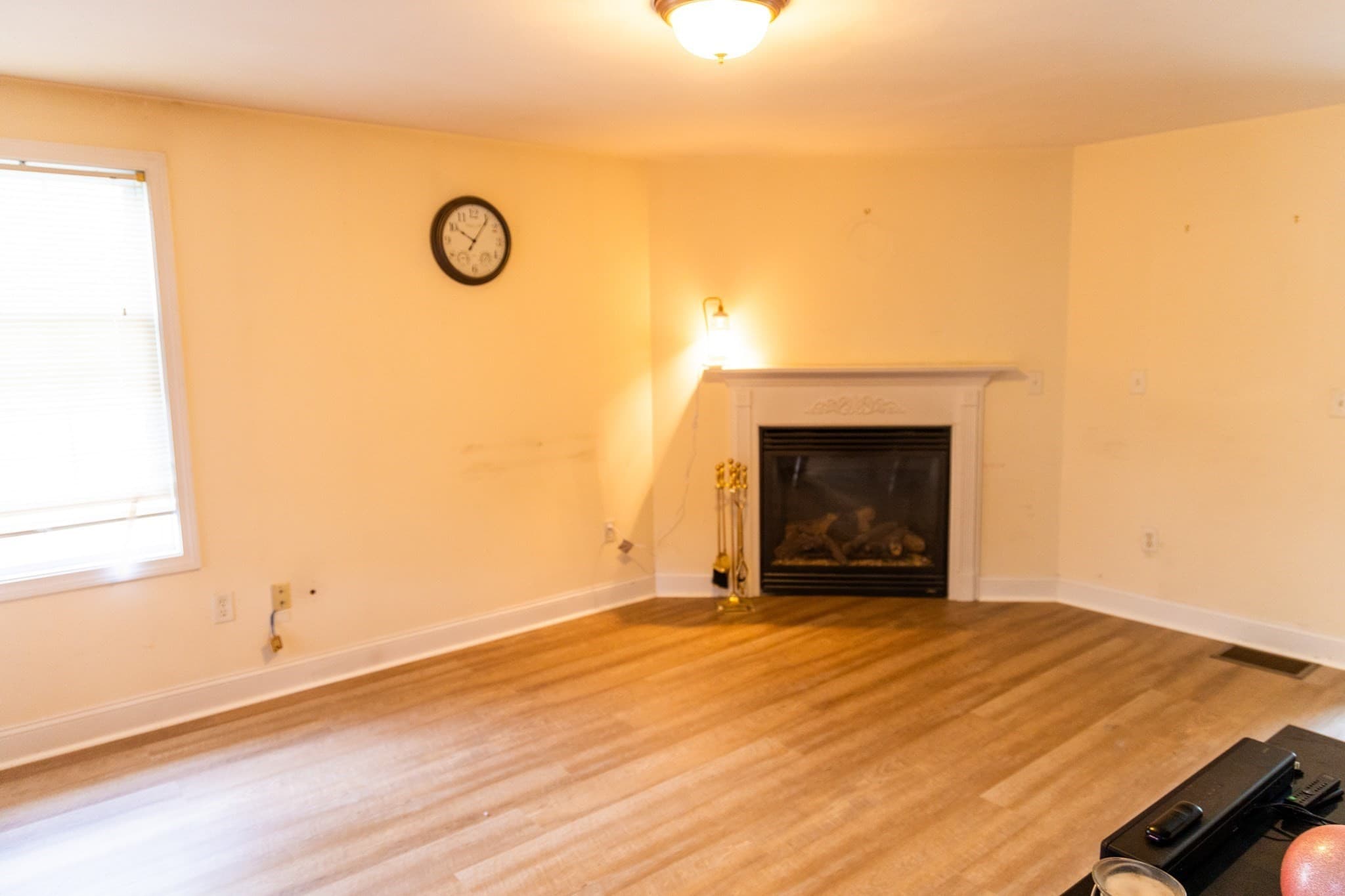 Single Family Residence at 10 Arch Place, Haverhill MA 01832, Haverhill, photo 3 of 3