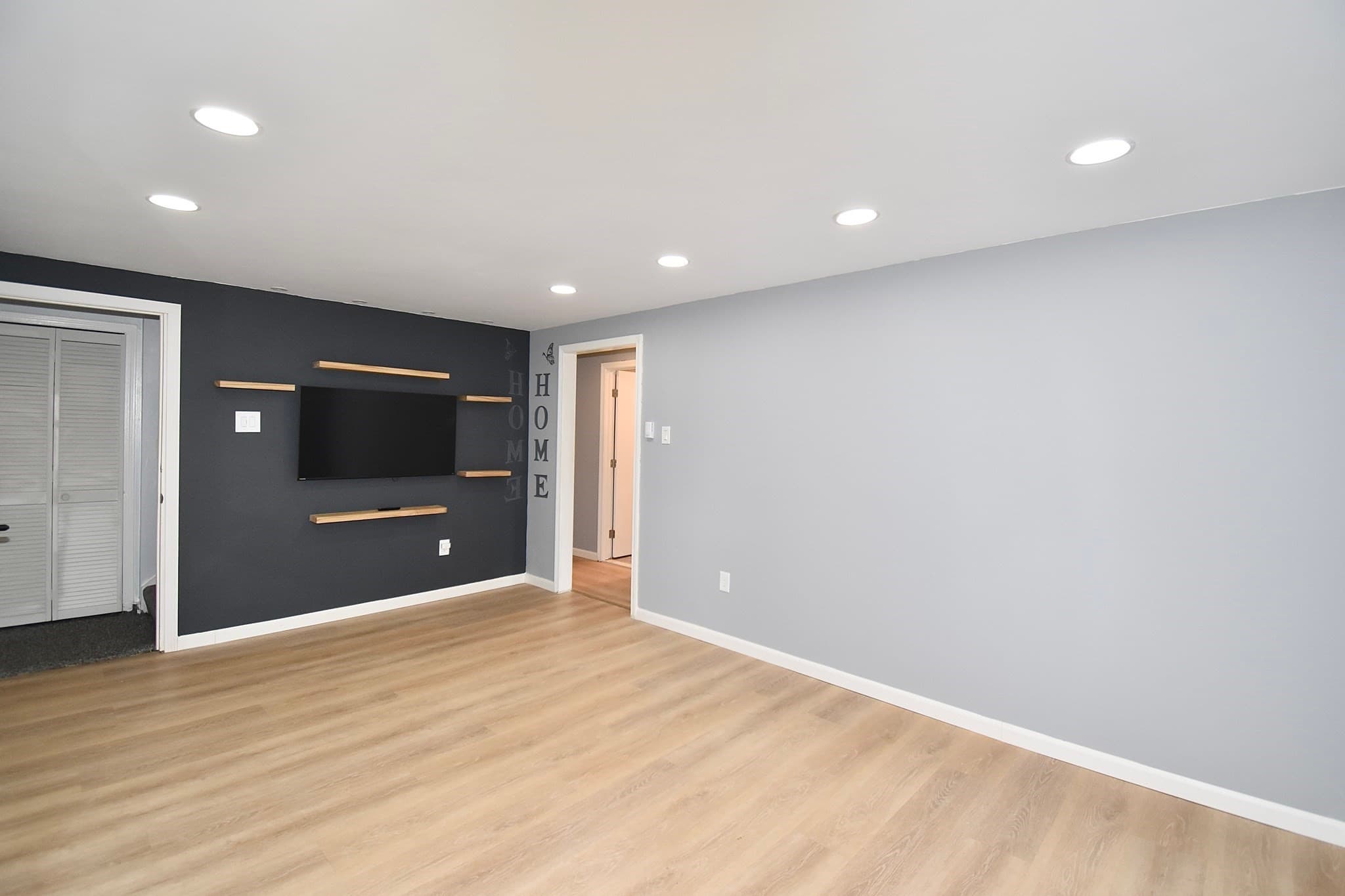 Single Family Residence at 22 Hunting Lane, Agawam MA 01001, Agawam, photo 12 of 35