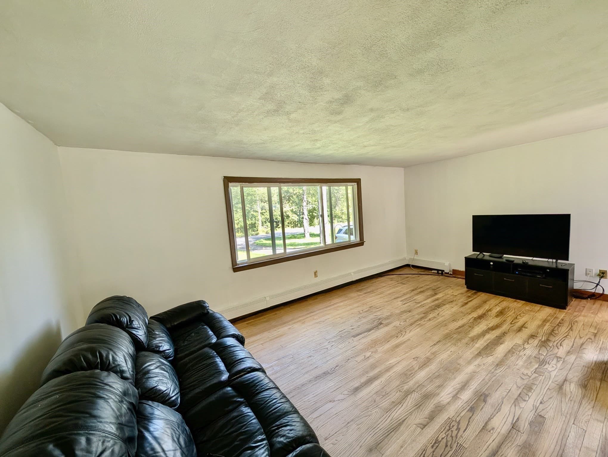 Single Family Residence at 624 Granville Road, Westfield MA 01085, Westfield, photo 5 of 27
