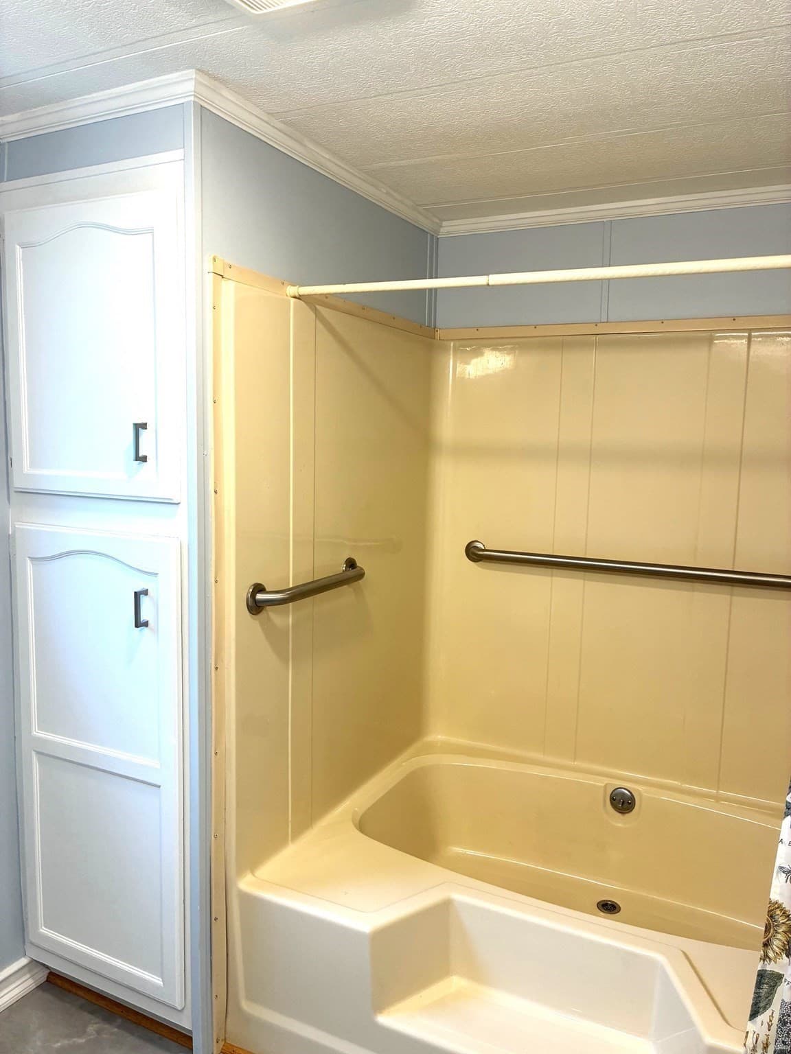 Mobile Home at 8A Lisa Cir., Merrimac MA 01860, Merrimac, photo 17 of 25