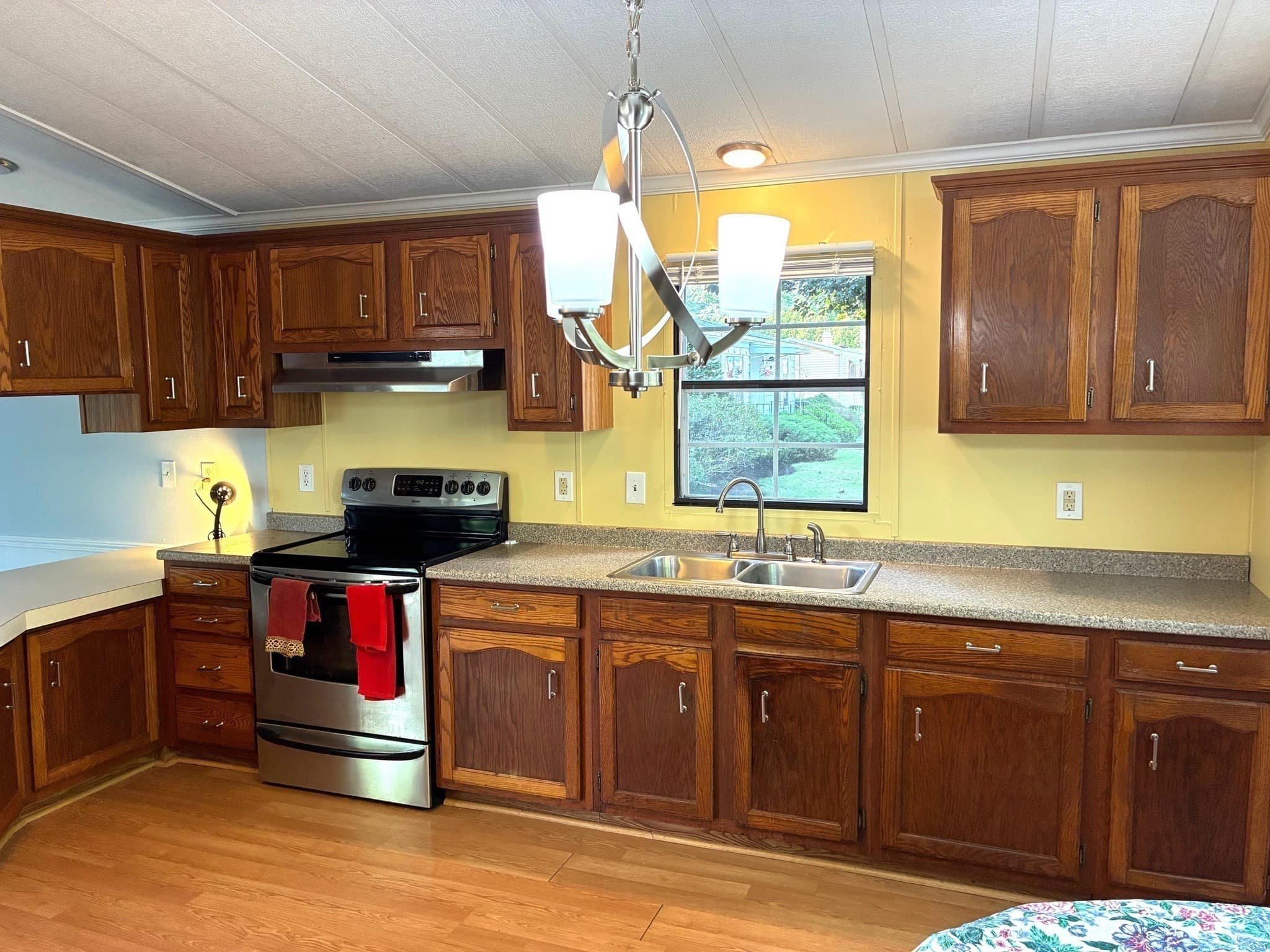 Mobile Home at 8A Lisa Cir., Merrimac MA 01860, Merrimac, photo 9 of 25