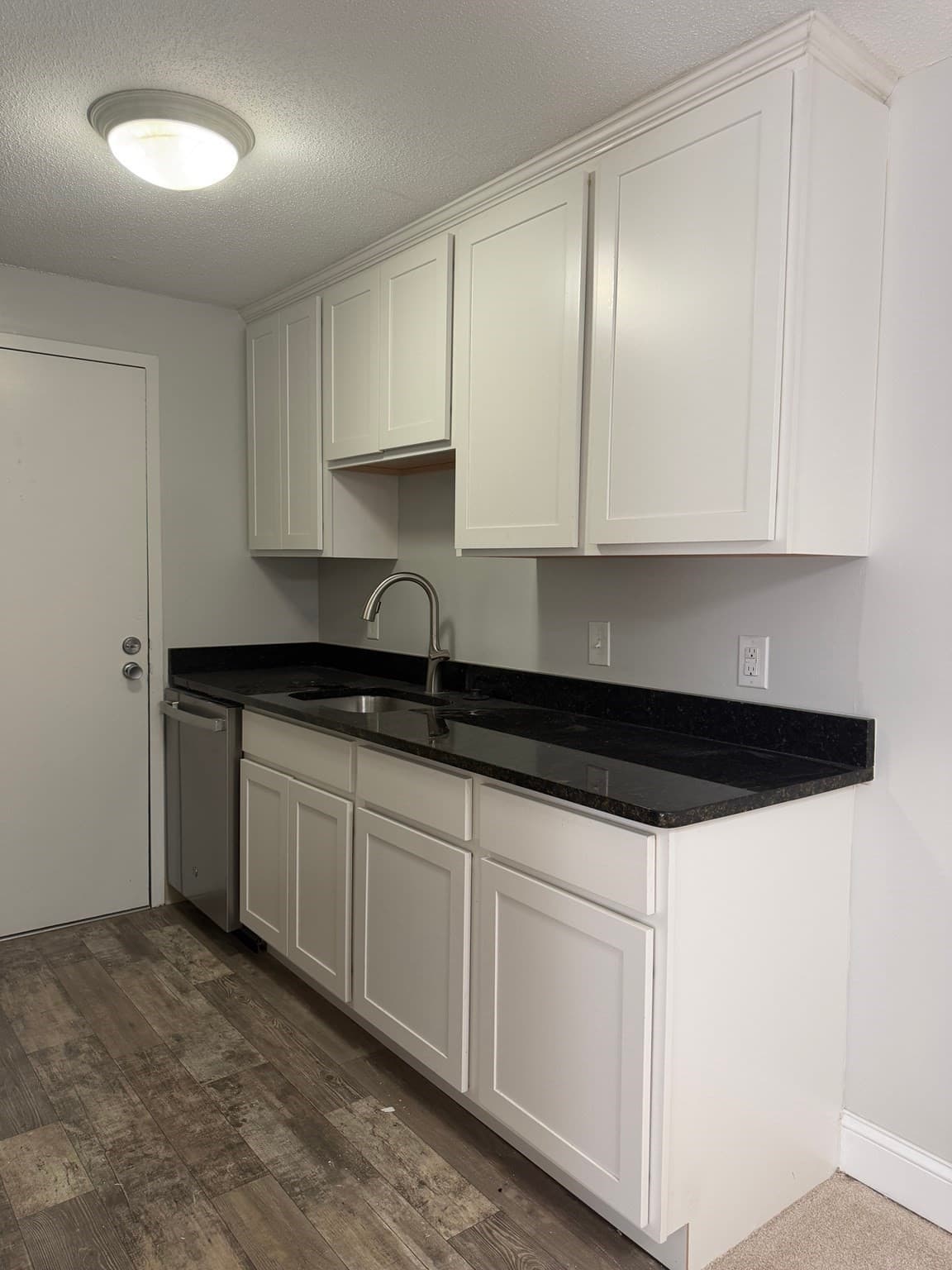 Condominium at 27 Village Rock Lane # 22, Natick MA 01760, Natick, photo 3 of 11