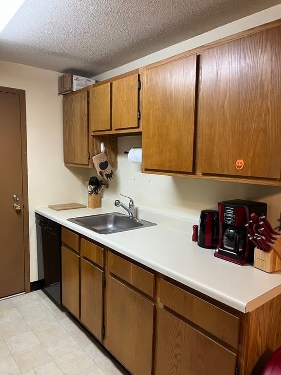 Condominium at 5 Post Oak Ln # 14, Natick MA 01760, Natick, photo 8 of 12
