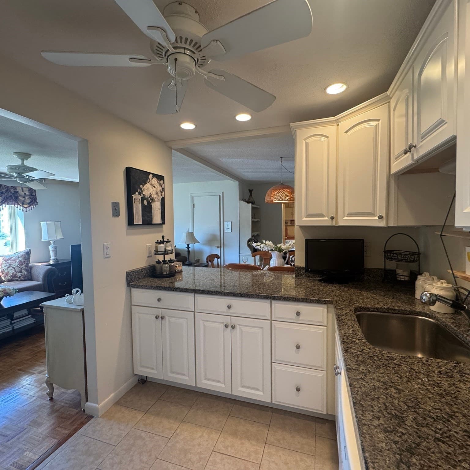 Condominium at 300 Park Terrace Dr. # 322, Stoneham MA 02180, Stoneham, photo 14 of 27
