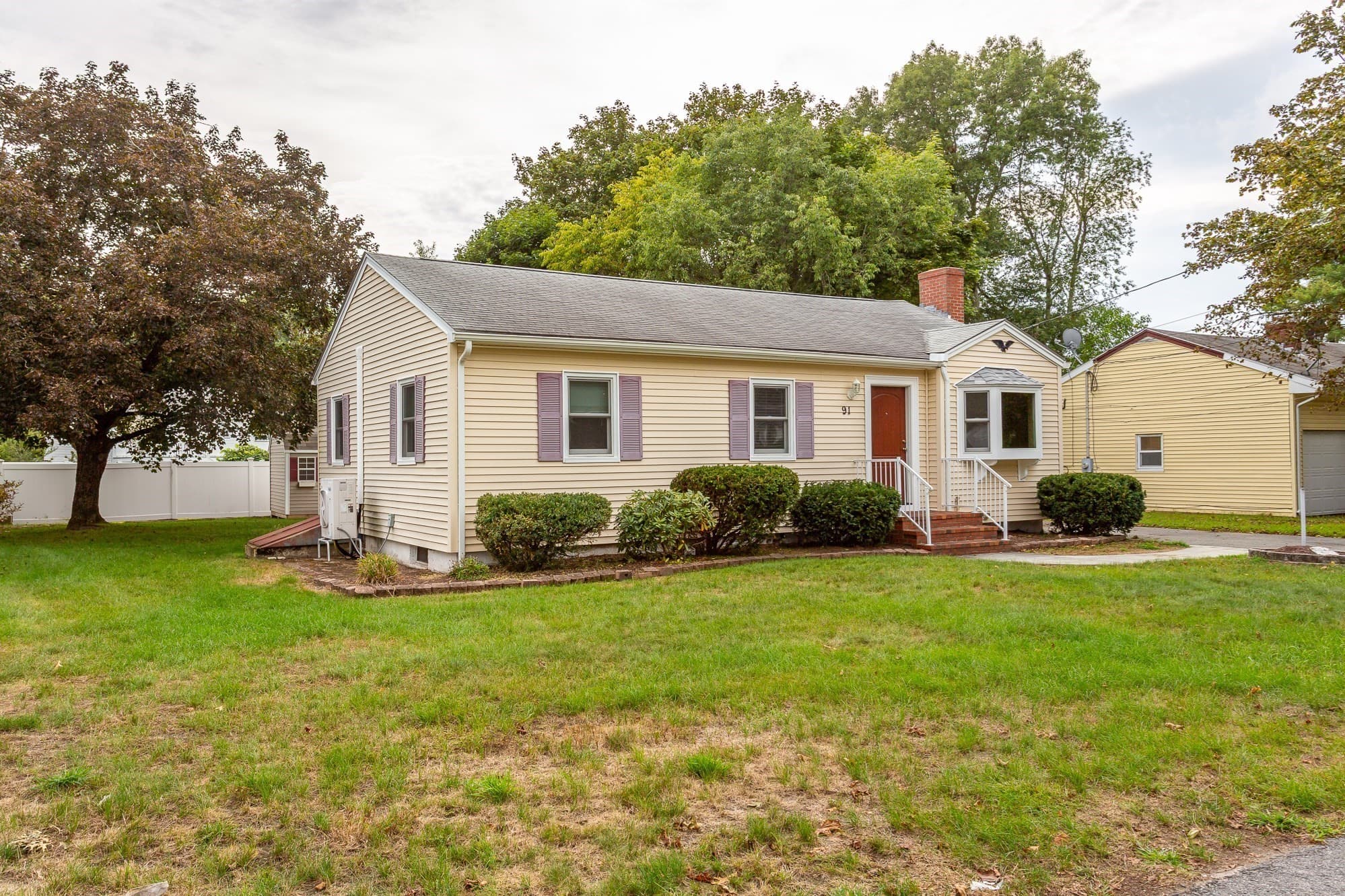 Single Family Residence at 91 Breer St, Brockton MA 02301, Brockton, photo 3 of 29