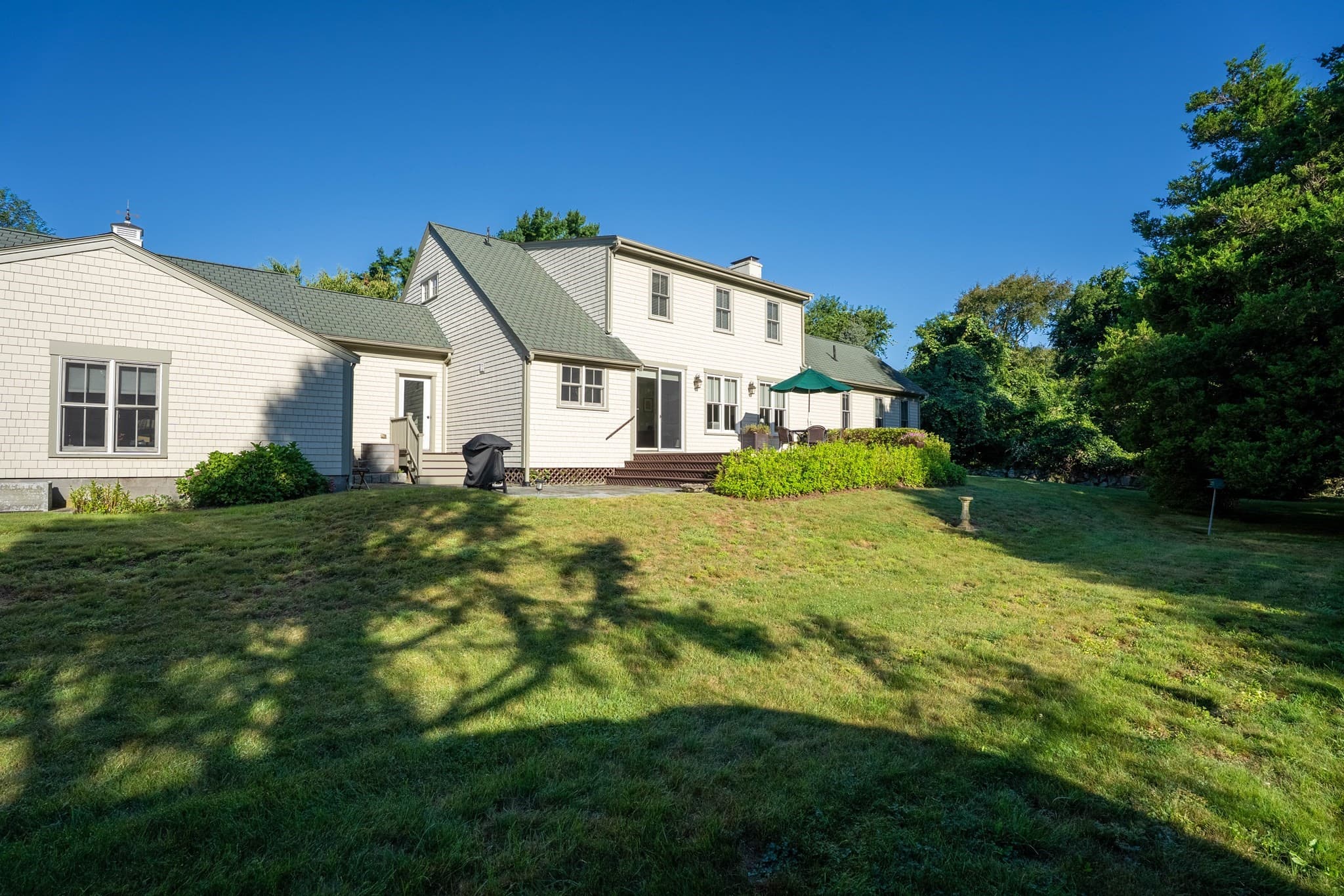 Single Family Residence at 557 Smith Neck Rd, Dartmouth MA 02748, Dartmouth, photo 23 of 32