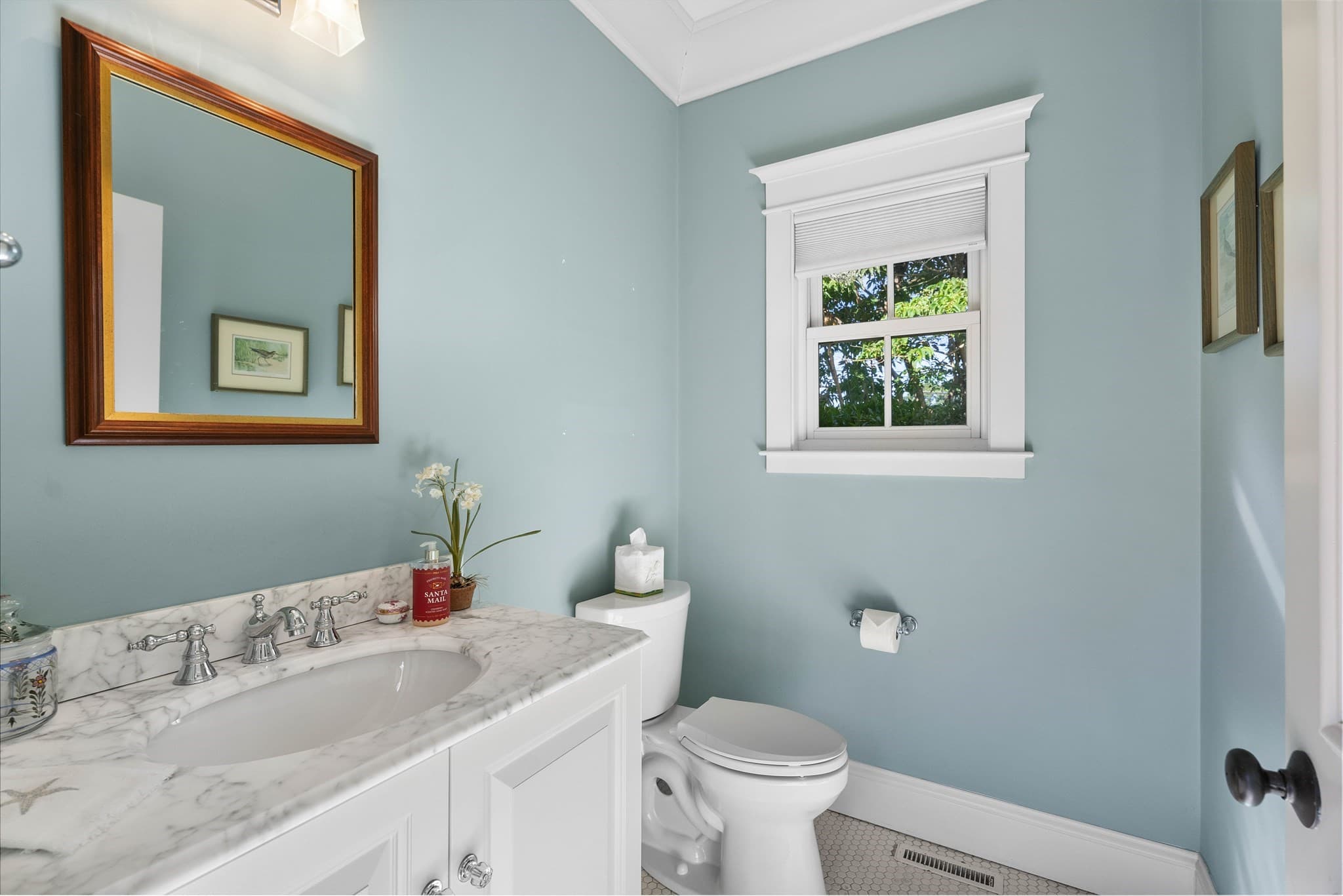 Single Family Residence at 557 Smith Neck Rd, Dartmouth MA 02748, Dartmouth, photo 11 of 32