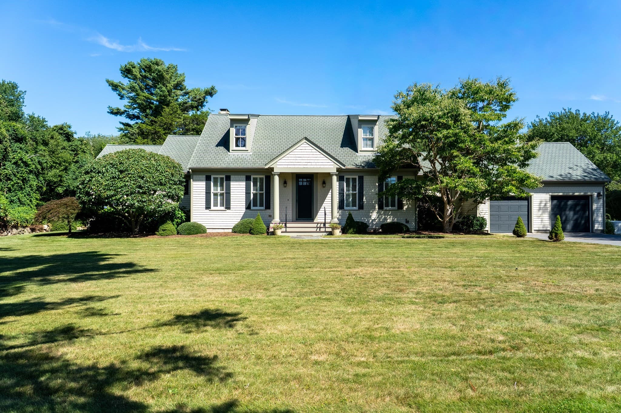 Single Family Residence at 557 Smith Neck Rd, Dartmouth MA 02748, Dartmouth, photo 4 of 32