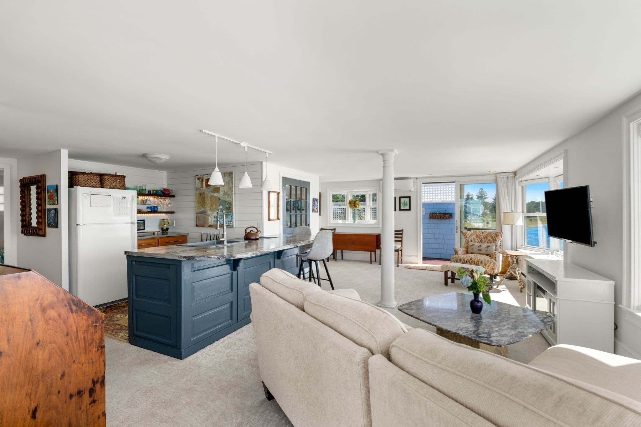Single Family Residence at 34 Eagle Hill Rd, Ipswich MA 01938, Ipswich, photo 10 of 42