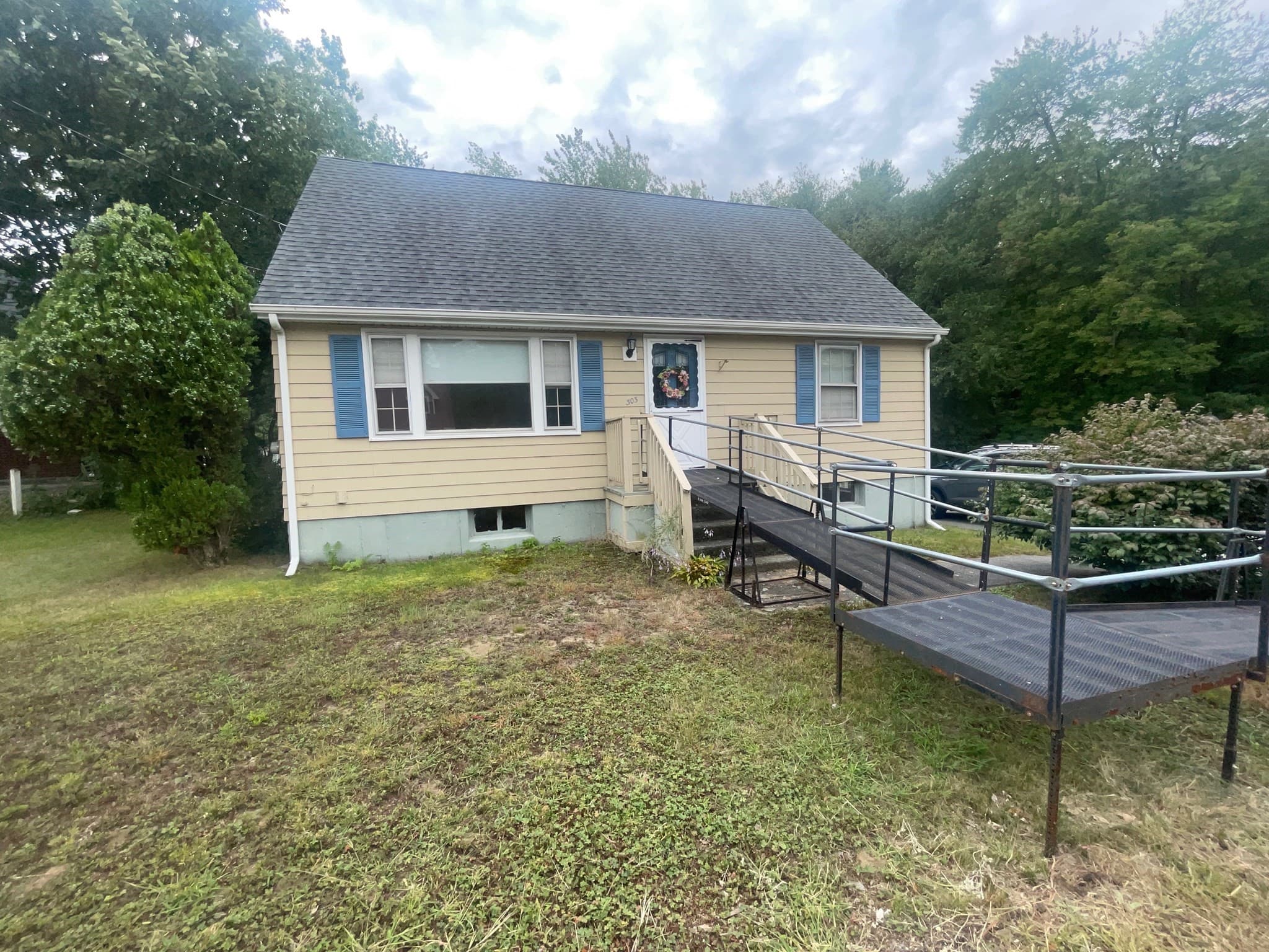 Single Family Residence at 303 Salem Rd, Billerica MA 01821, Billerica, photo 3 of 4