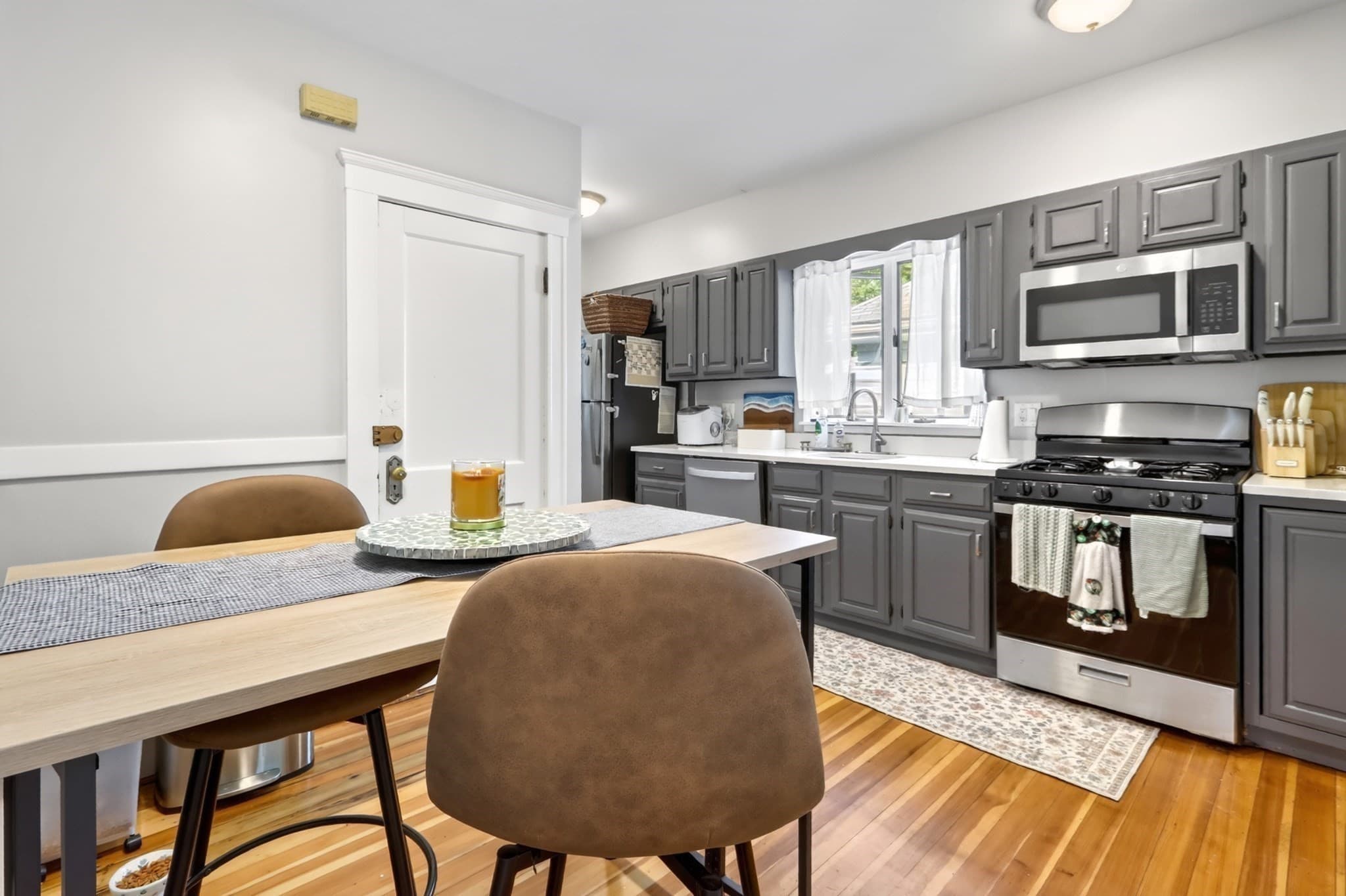 Multi Family at 18 Franconia St, Boston MA 02122, photo 12 of 41