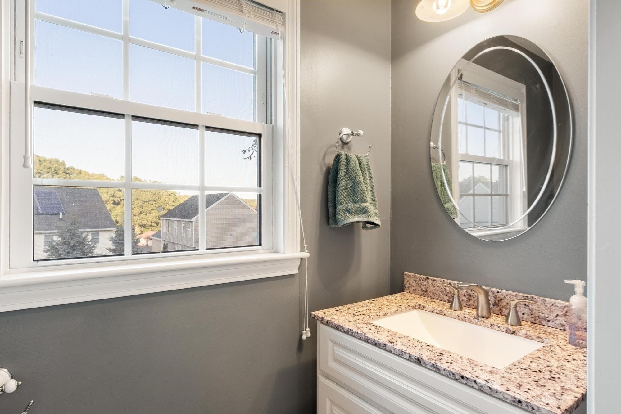 Single Family Residence at 4 Fatima Lane, Worcester MA 01606, Worcester, photo 13 of 42