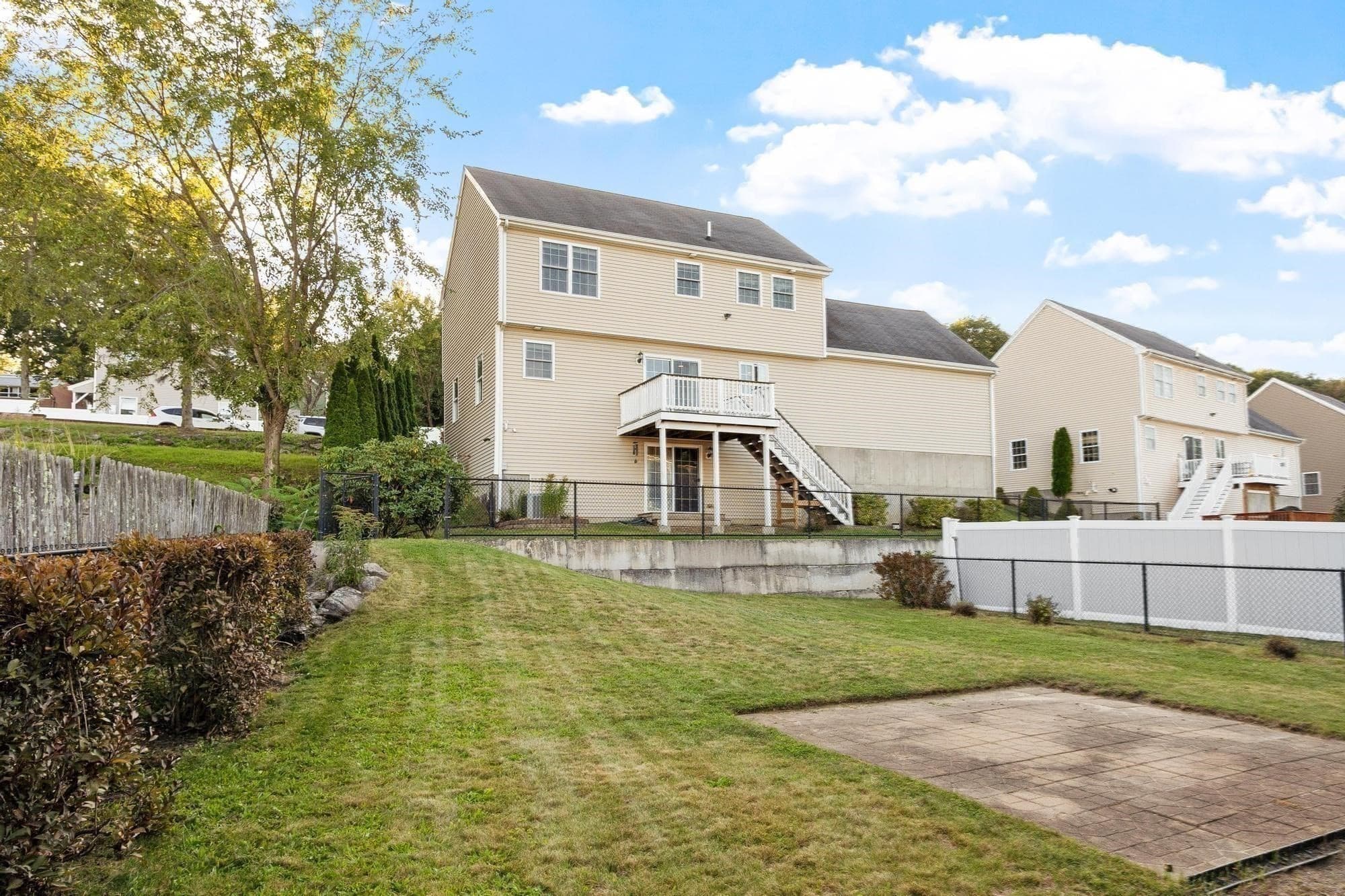 Single Family Residence at 4 Fatima Lane, Worcester MA 01606, Worcester, photo 3 of 42