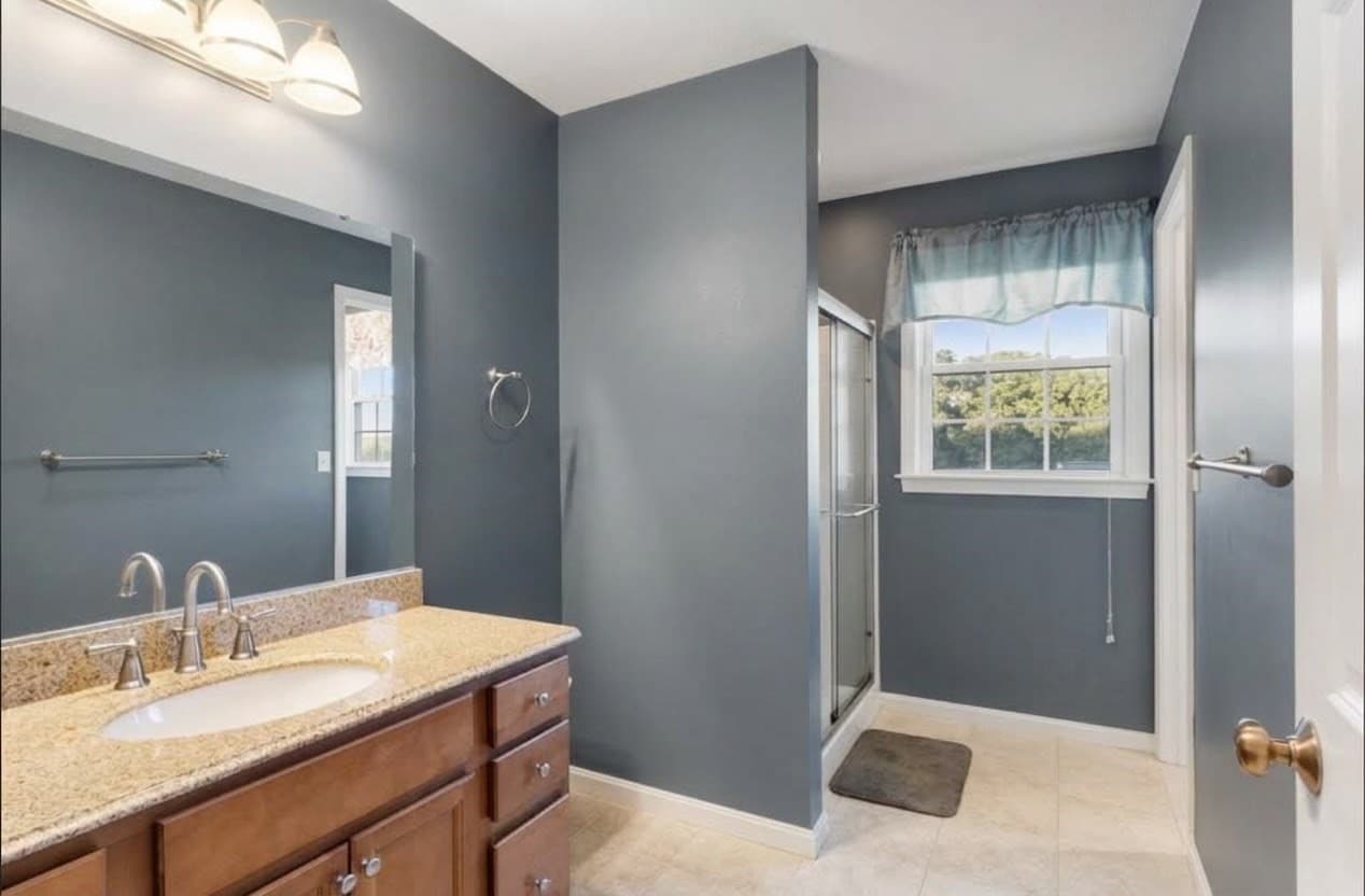 Single Family Residence at 4 Fatima Lane, Worcester MA 01606, Worcester, photo 24 of 42