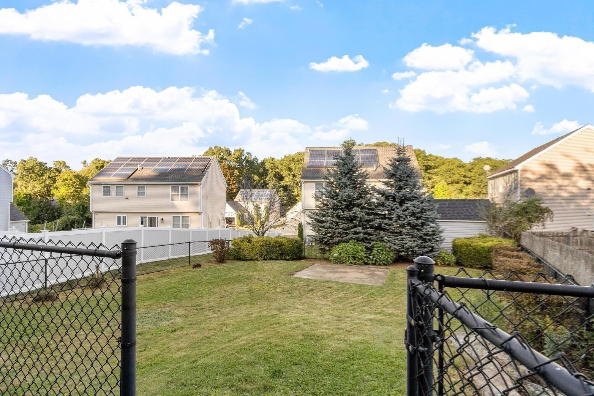 Single Family Residence at 4 Fatima Lane, Worcester MA 01606, Worcester, photo 34 of 42