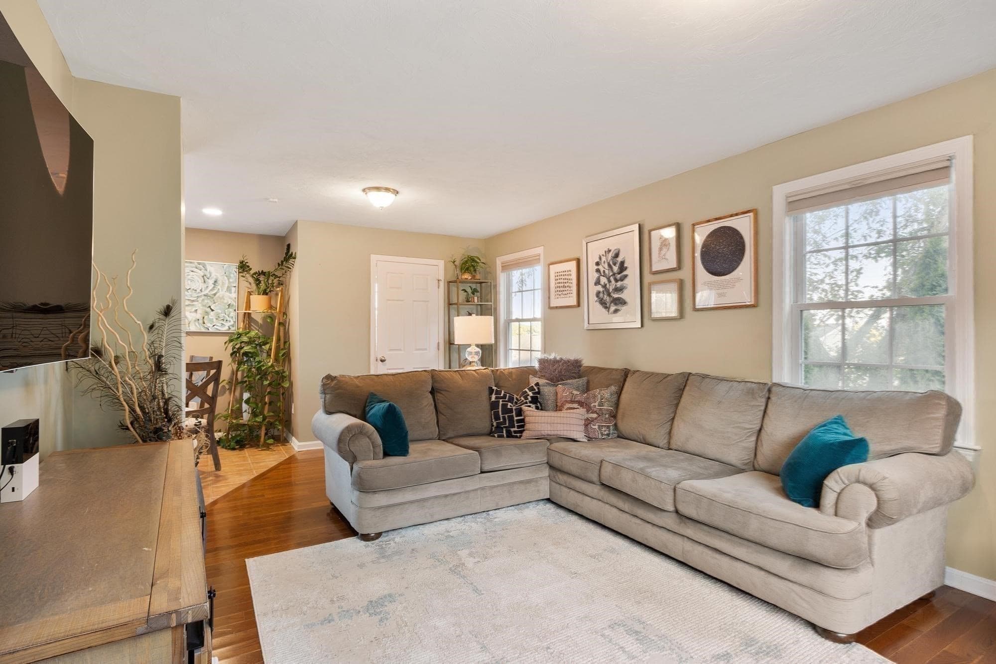 Single Family Residence at 4 Fatima Lane, Worcester MA 01606, Worcester, photo 8 of 42
