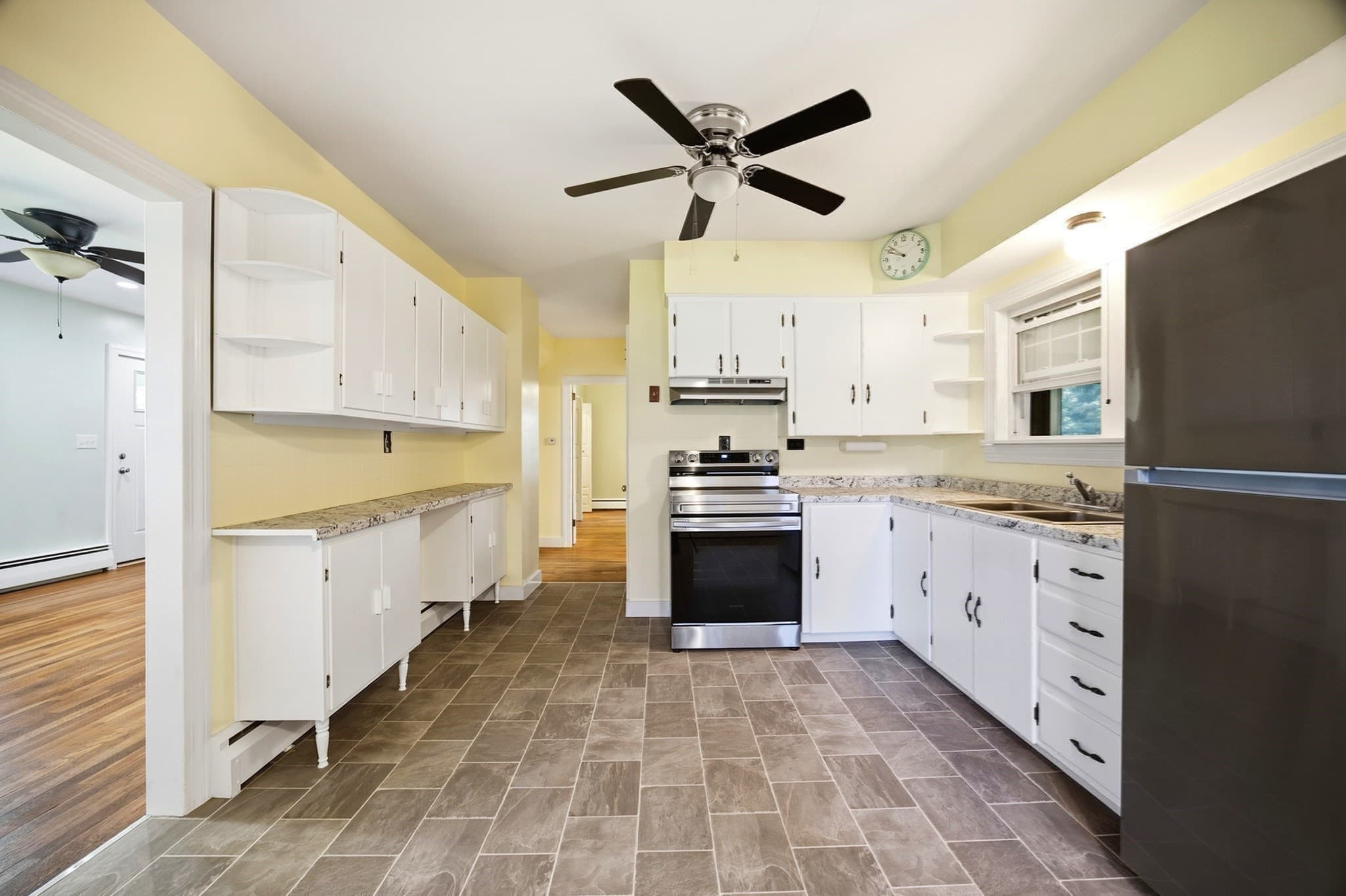 Single Family Residence at 114 Quaboag St, Warren MA 01083, Warren, photo 7 of 38