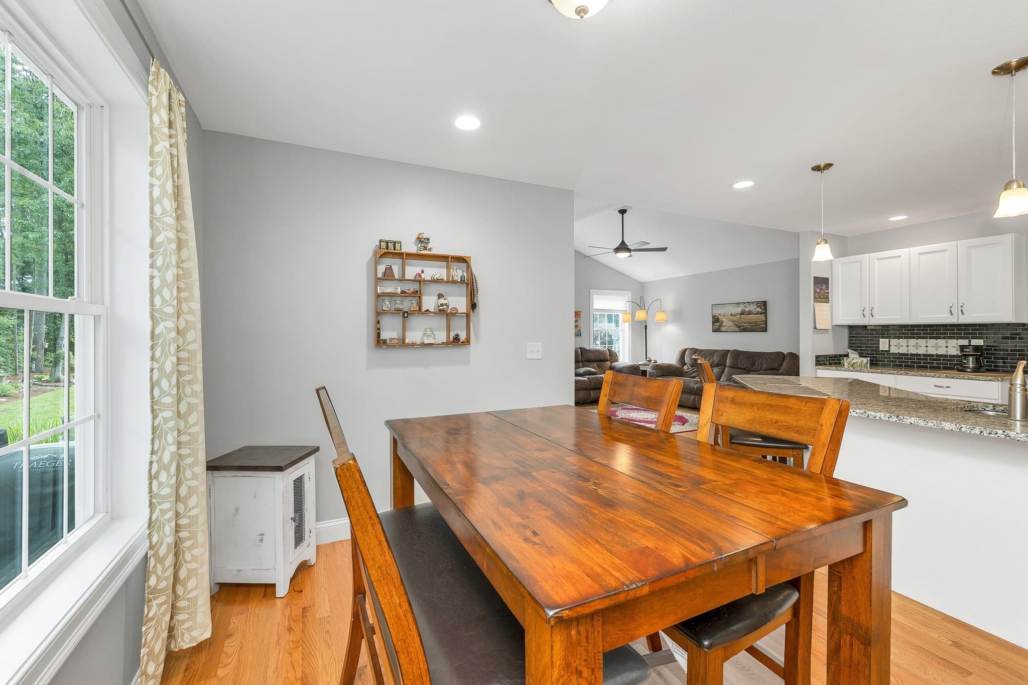 Condominium at 7 Benning St # A, Amherst NH 03031, Amherst, photo 31 of 42