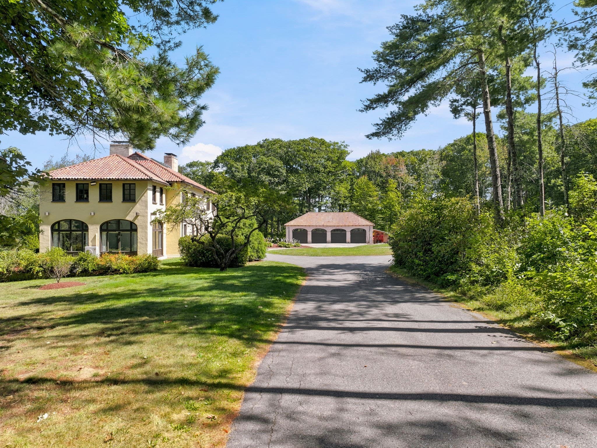 Single Family Residence at 300 High St, Winchendon MA 01475, Winchendon, photo 2 of 42